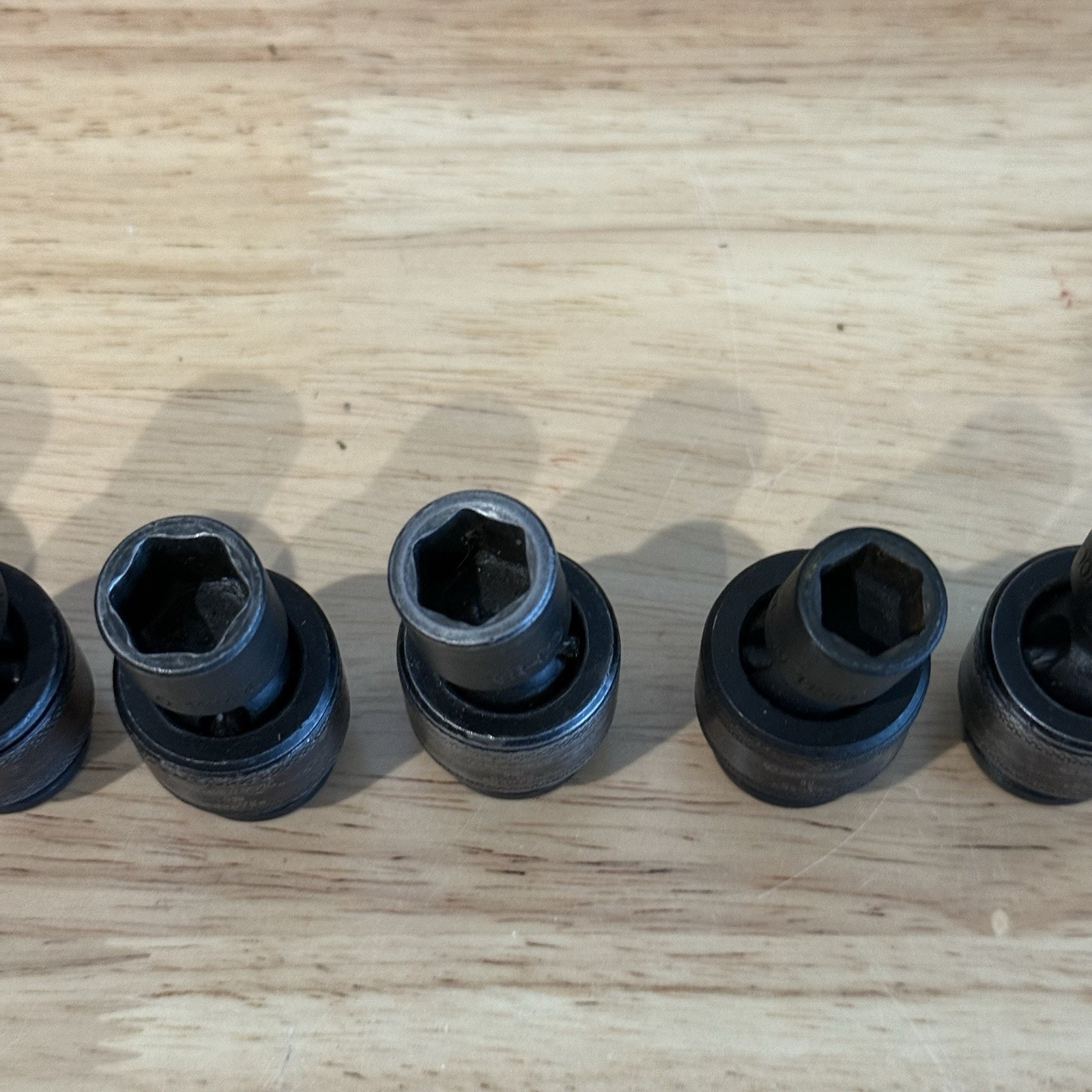 3/8 Drive Expert By Mac Tools Swivel metric Impact (10,11,12,13,14,16 And 18)