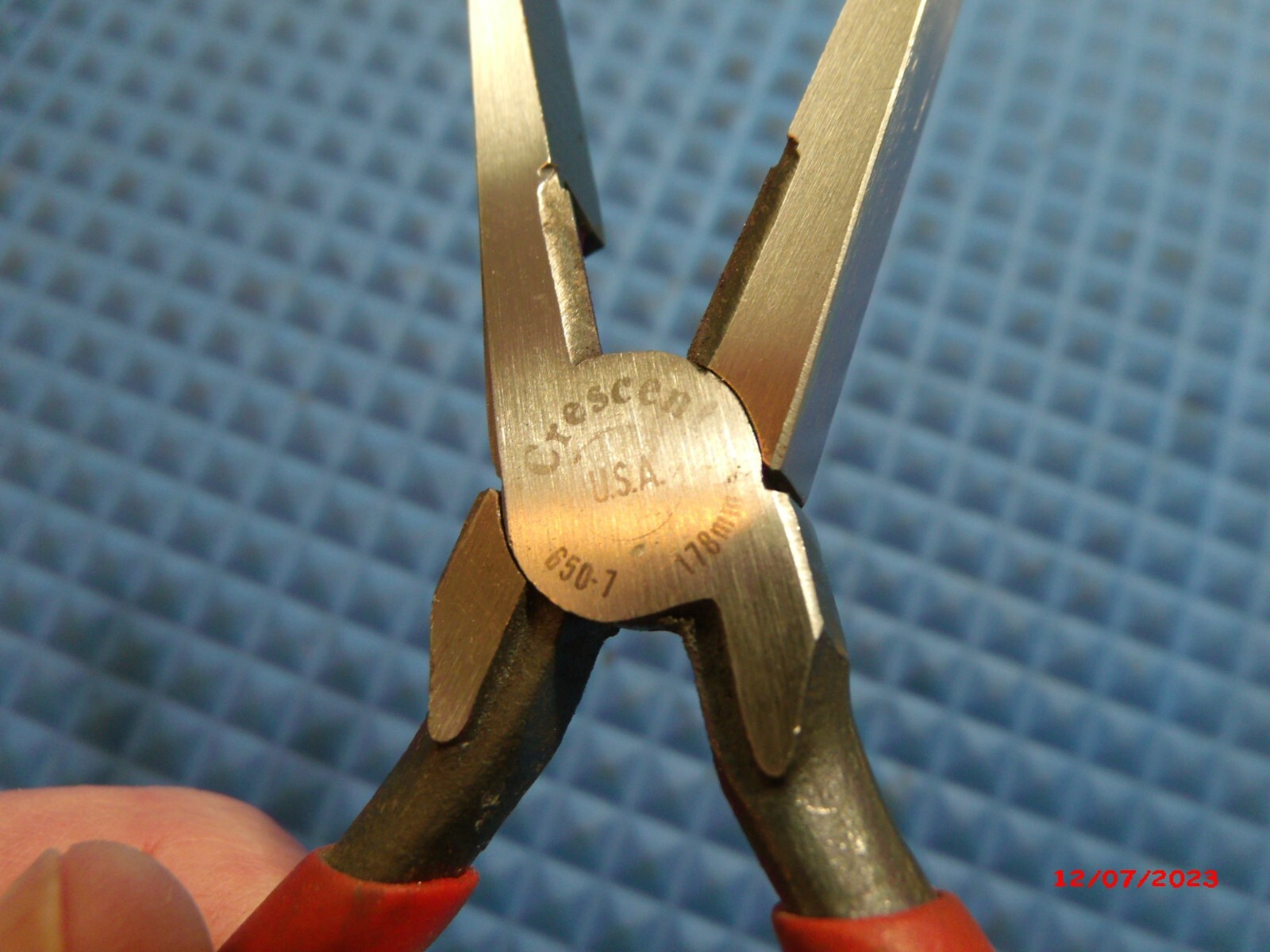 «CRESCENT» U.S.A. #650-1 FLAT NOSED PLIERS WITH WIRE CUTTERS AND RED VINYL GRIPS