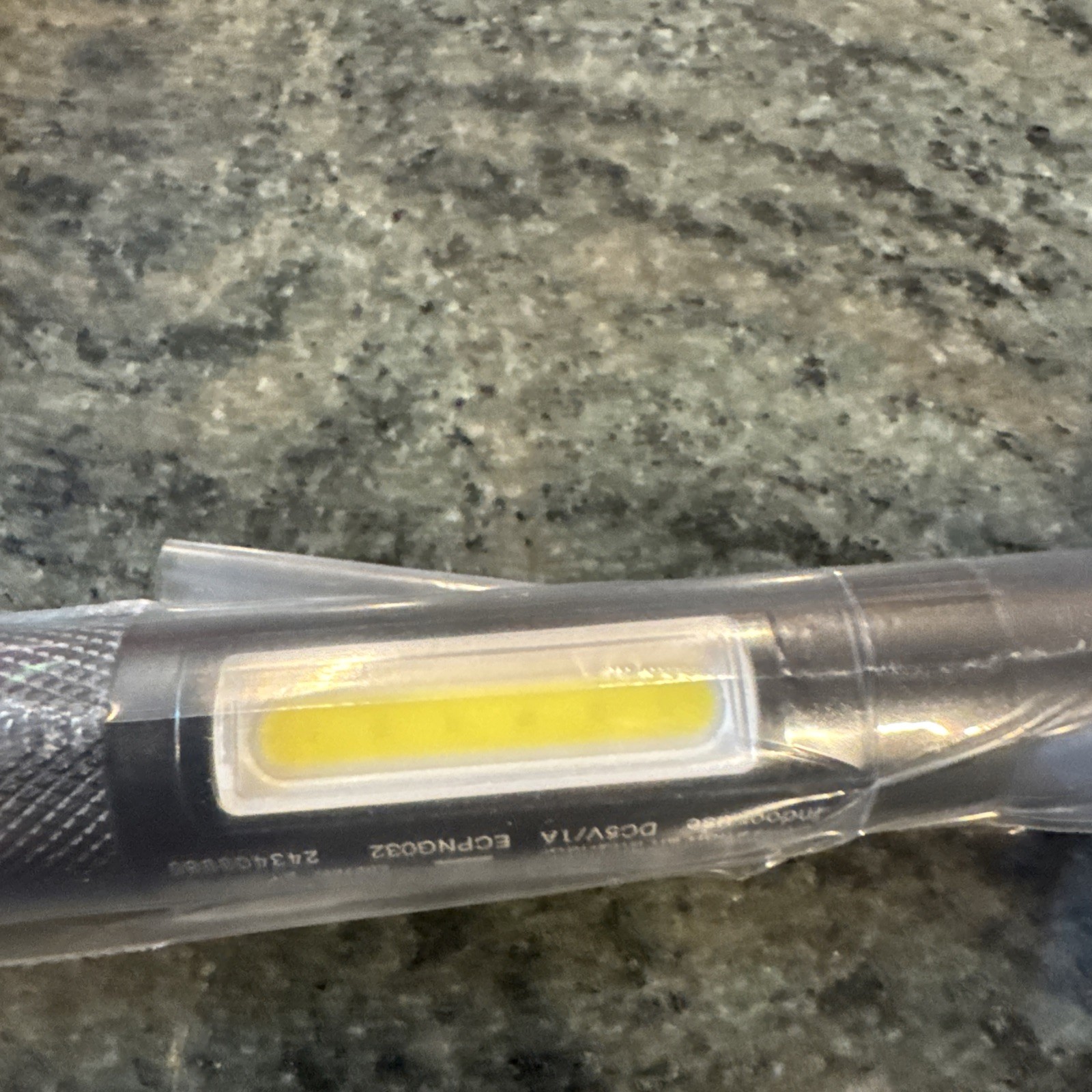 Snap on ecpng032 black 300 lumen aluminum pen light rechargeable new