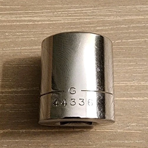Craftsman USA 11/16 Socket 12 Point 3/8″ Drive G 44336