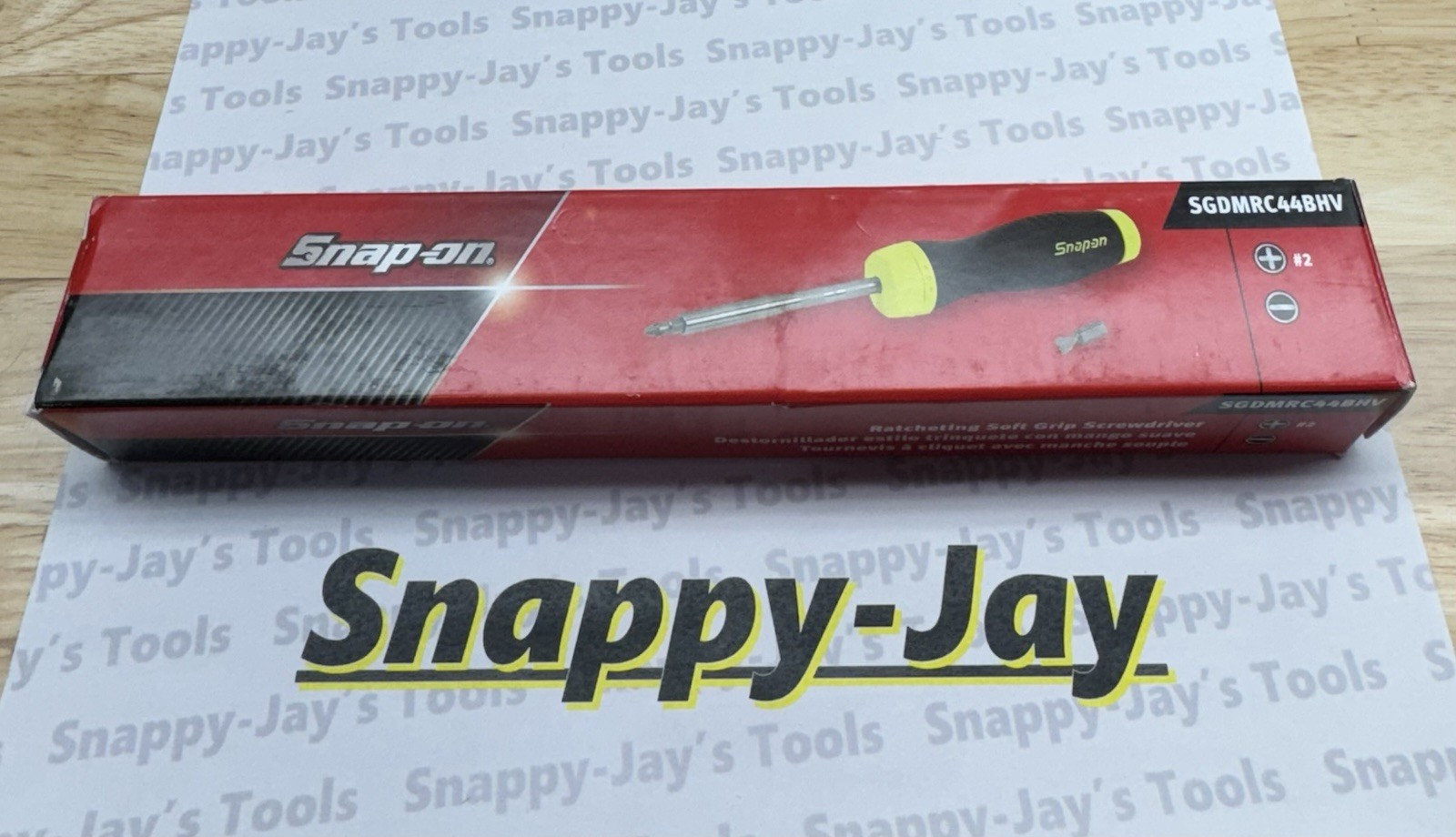 Snap-on Tools NEW HI-VIZ Soft Grip Ratcheting Screwdriver w/ Bits SGDMRC44BHV