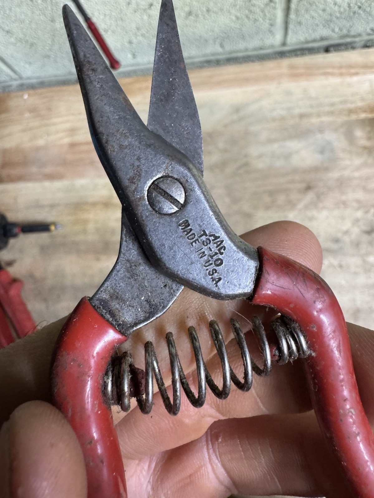 MAC Tools USA Vintage TS-10 Tin Snips – 6″ Long Mini Cutting Shears