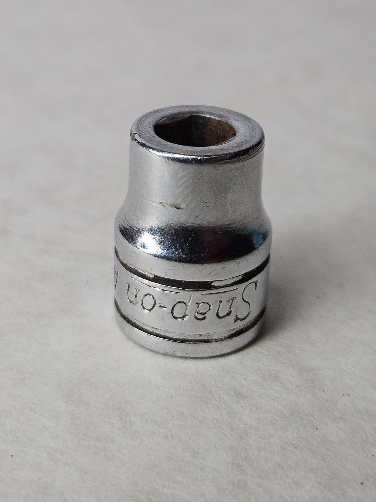 Snap-On A137 3/8″ Drive Shock Absorber Socket
