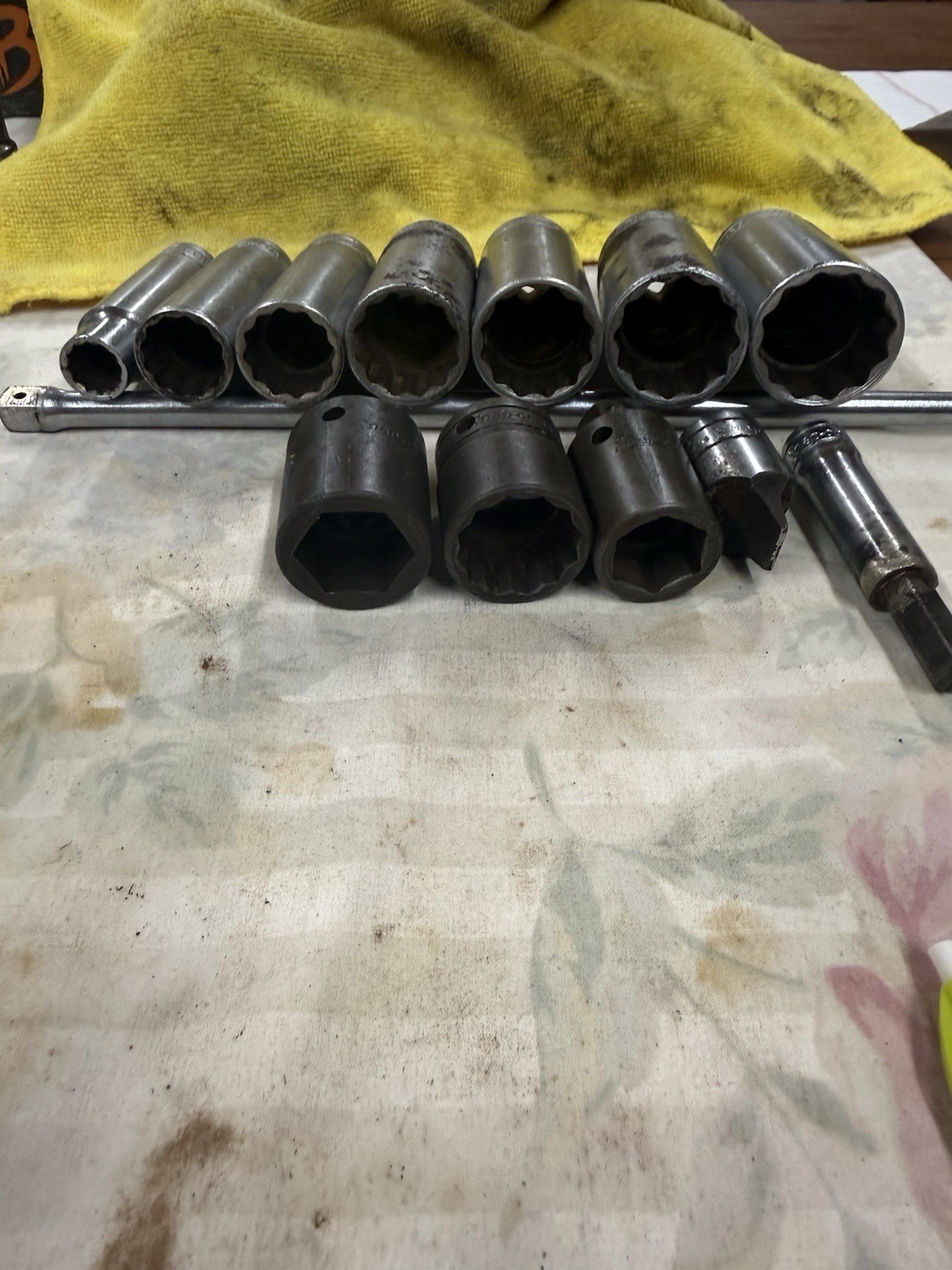 Snap On Sockets And 3/8” 11” Extension. 7—1/2” Drive Deep, 3—1/2” Drive Impact