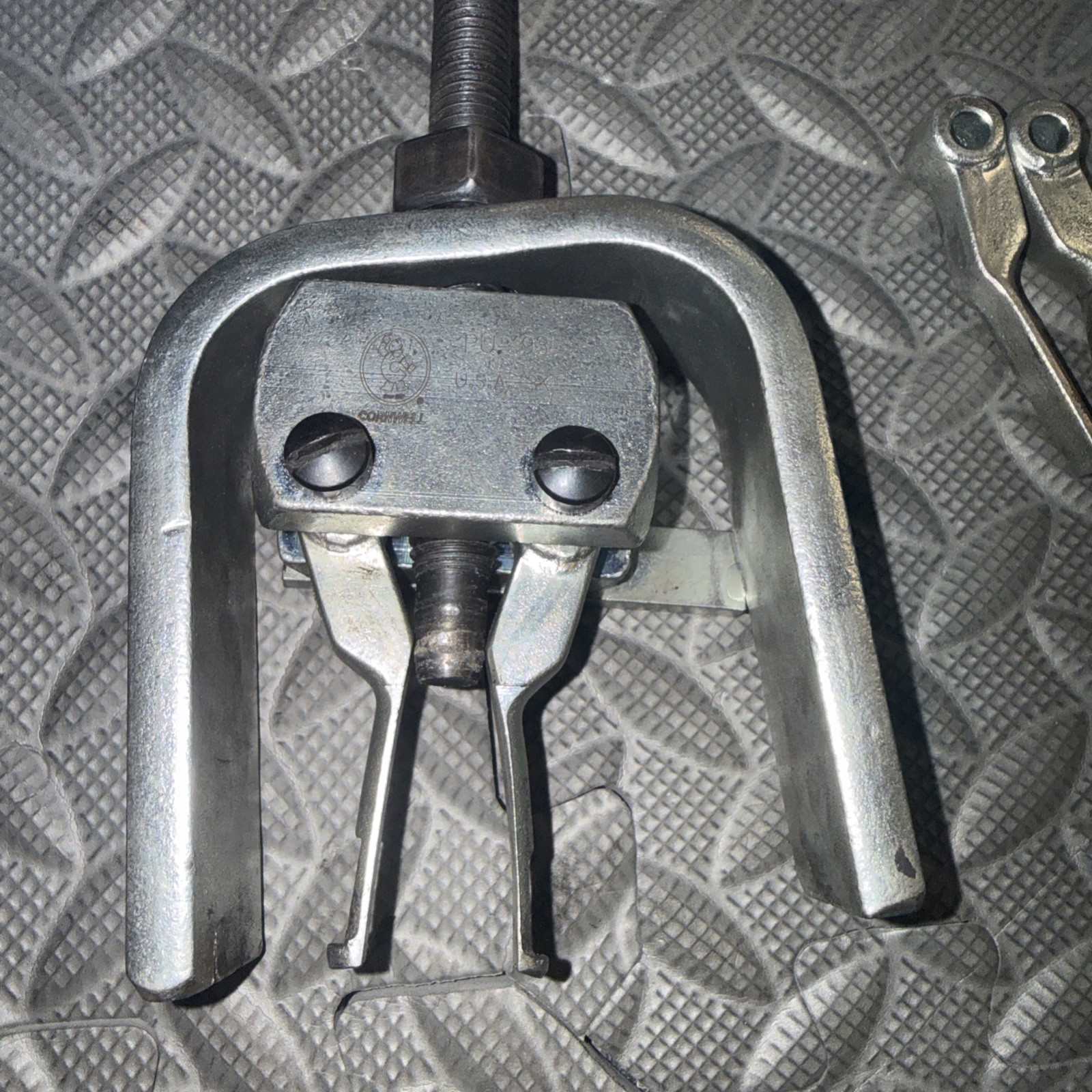 CORNWELL TOOLS PILOT BEARING PULLER PU-193 extra legs FREE Shipping