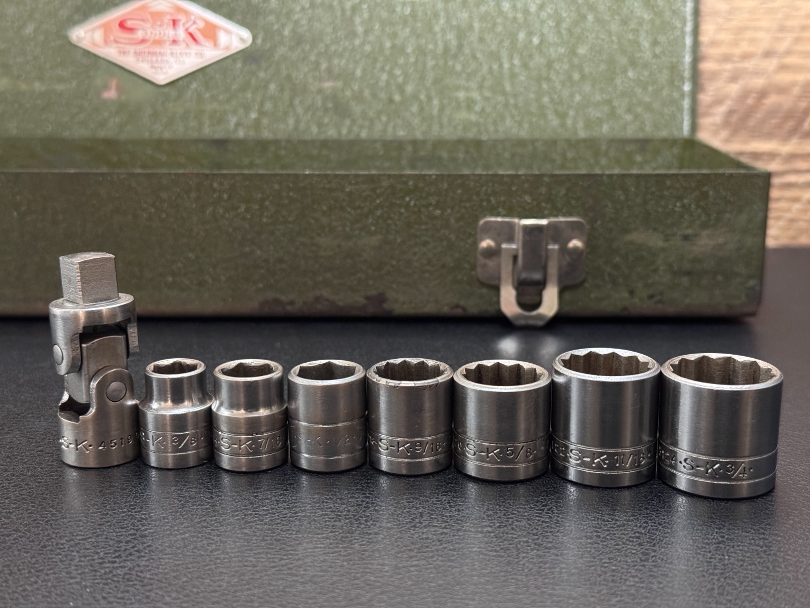 S-K Tools 3/8 Drive Socket Wrench Set 4517 14pc Metal Case & Catalog c 1940s USA