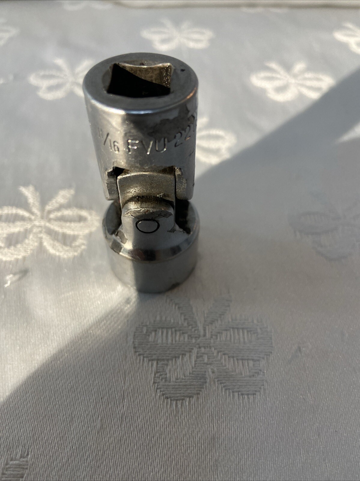 Snap-on FVU22 11/16″ Swivel Socket 3/8″ Drive 12 Point