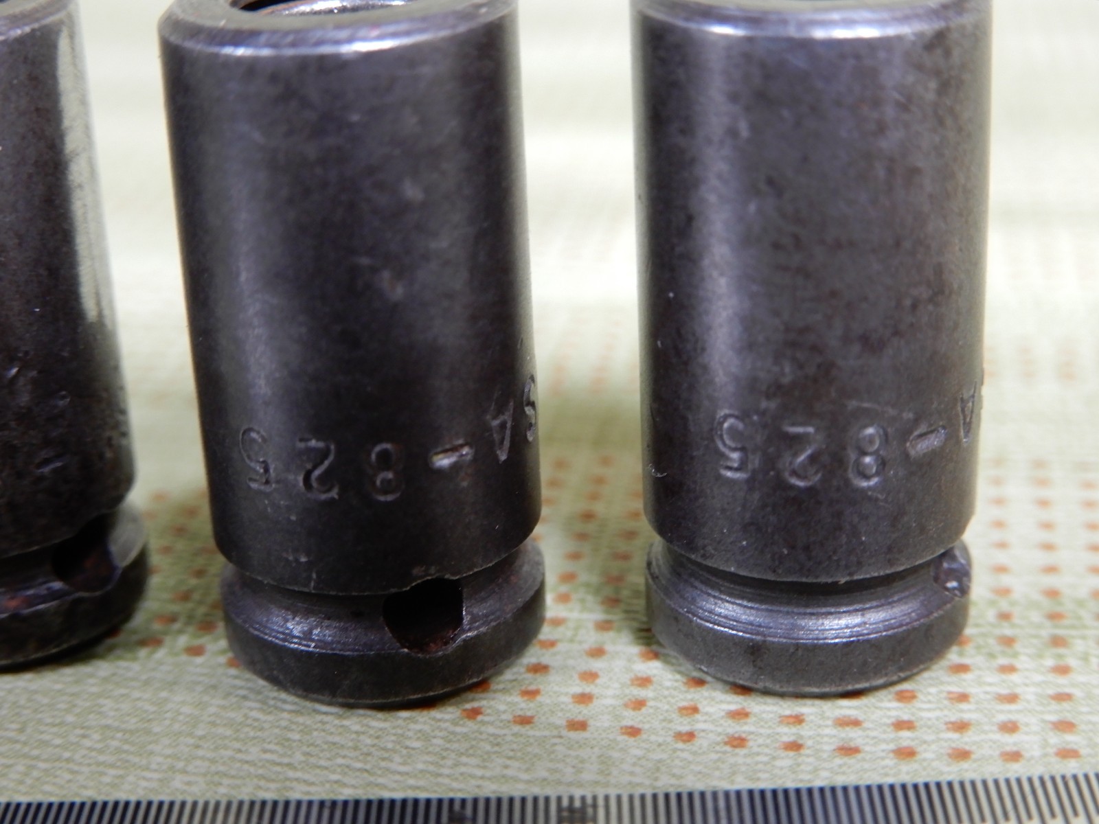 Apex 825 1/4 Drive to 1/4 Hex Sockets (3) Great Condition VX