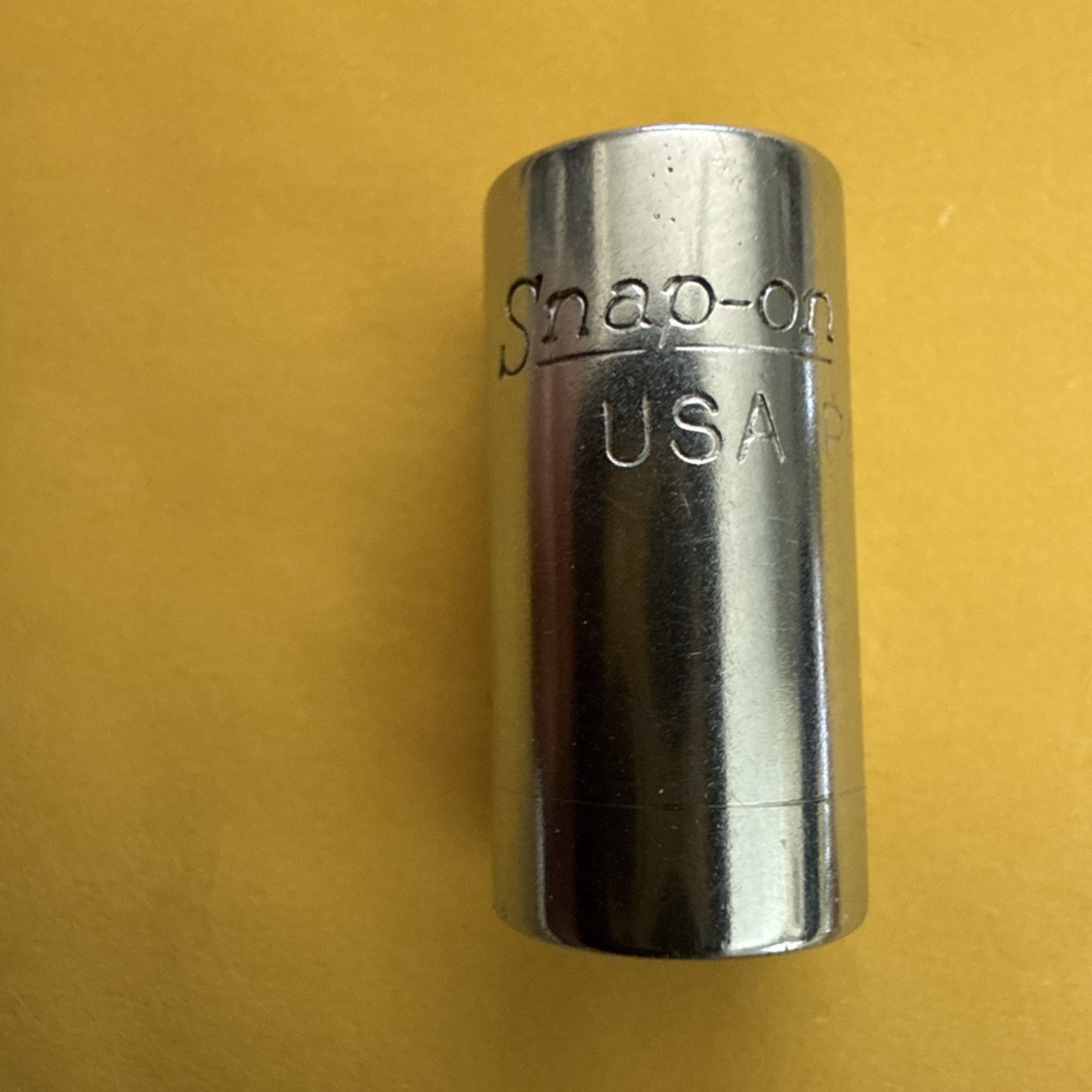 Snap On 1/4″ Ratchet TM 70 B and 5/16” Socket TMD 10. Nice Tool w/Chrome. USA