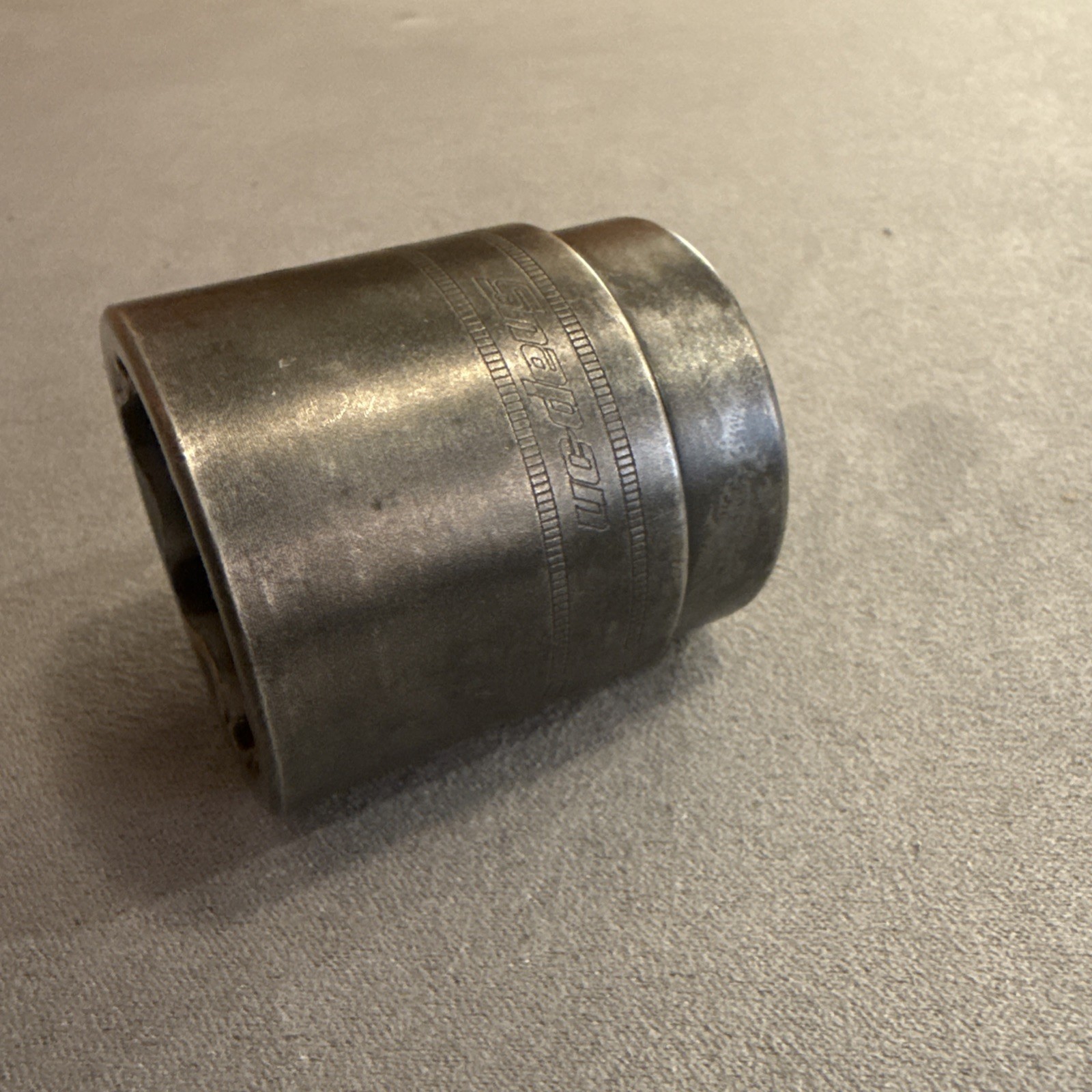 Snap-on Tools USA 1/2″ Drive 34mm Metric 6pt Shallow Impact Socket IMM340
