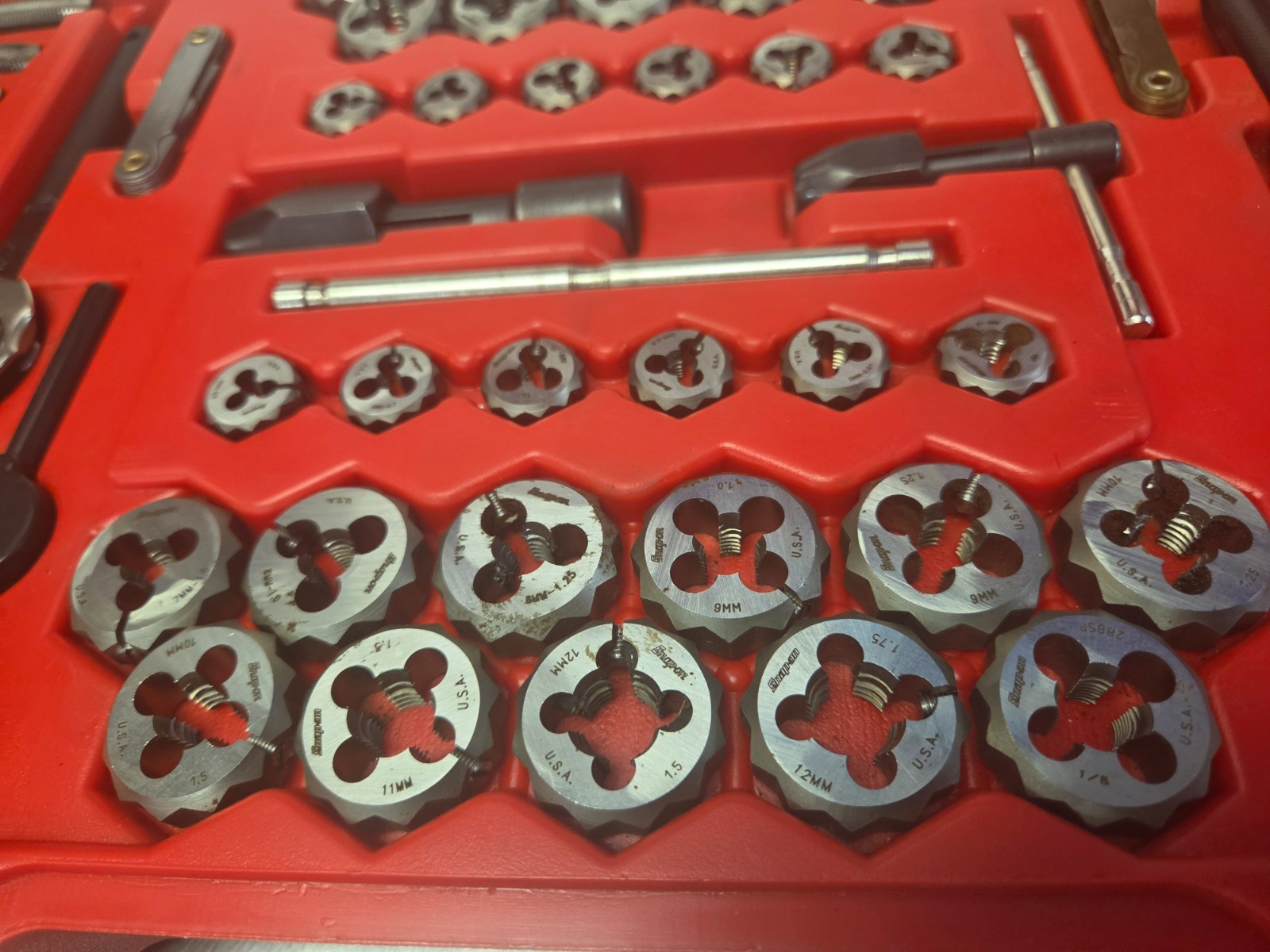 Snap-On 76 pc. Tap & Die Set Metric TDTDM500A