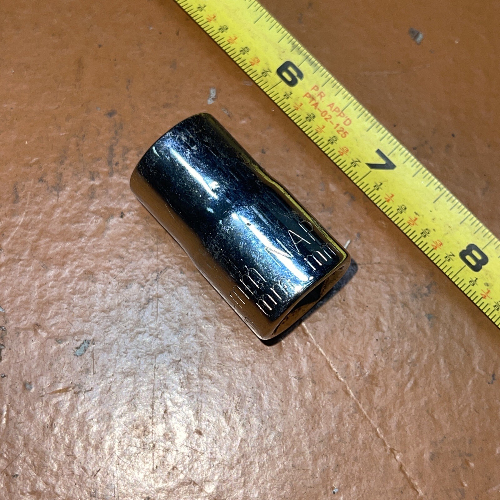 NAPA USA NT1214M 14 MM Metric 1/2” Drive 12 Point Socket Chrome Peeling