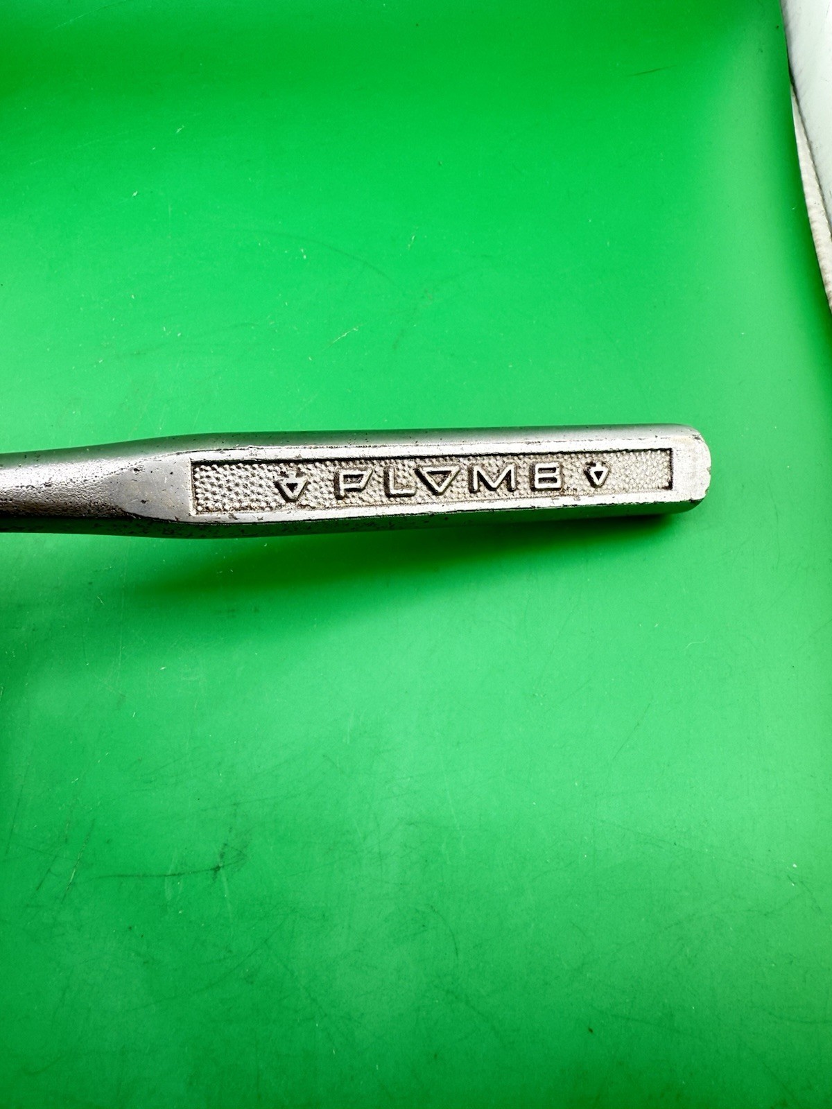 Vintage Plomb 10.25″ Ratchet 1/2″ Drive Pebble Handle 5449 Plvmb Plumb USA
