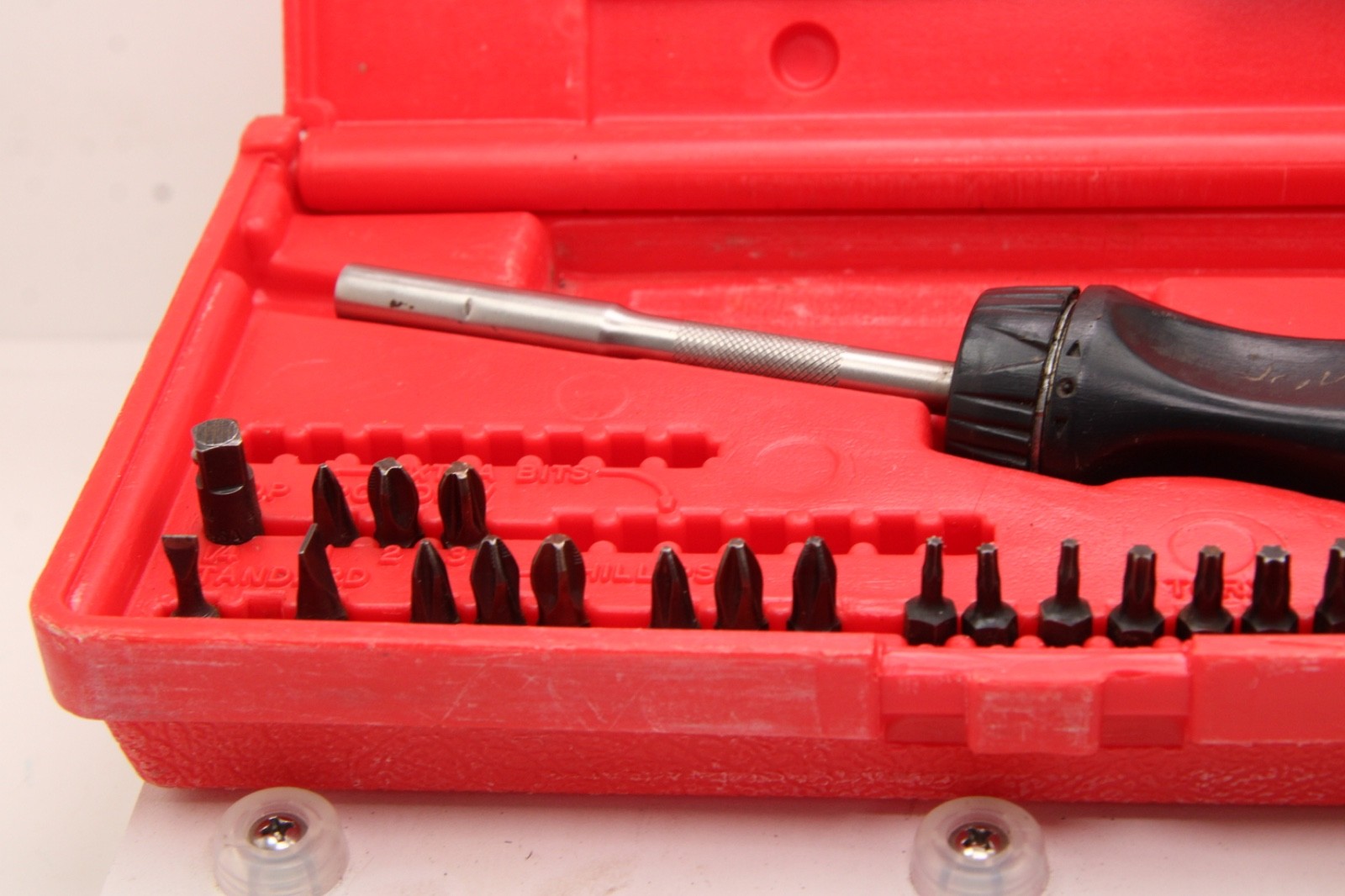 Snap On SSDMR220 22 Piece Ratcheting Screwdriver Set w/Red Case USA