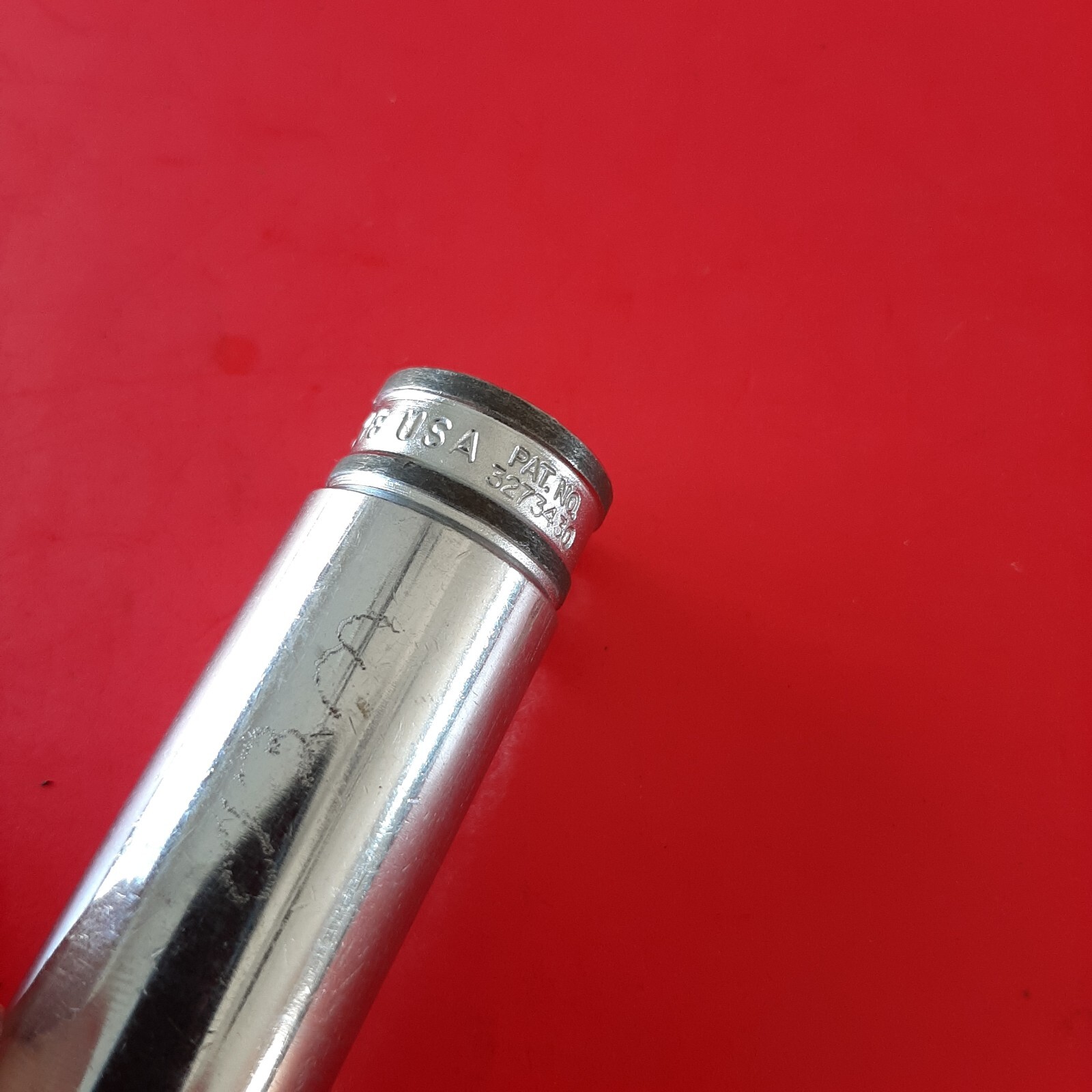 Snap-on Tools USA 3/8″ Drive 18mm Metric 12 Point Deep Chrome Socket SFM18