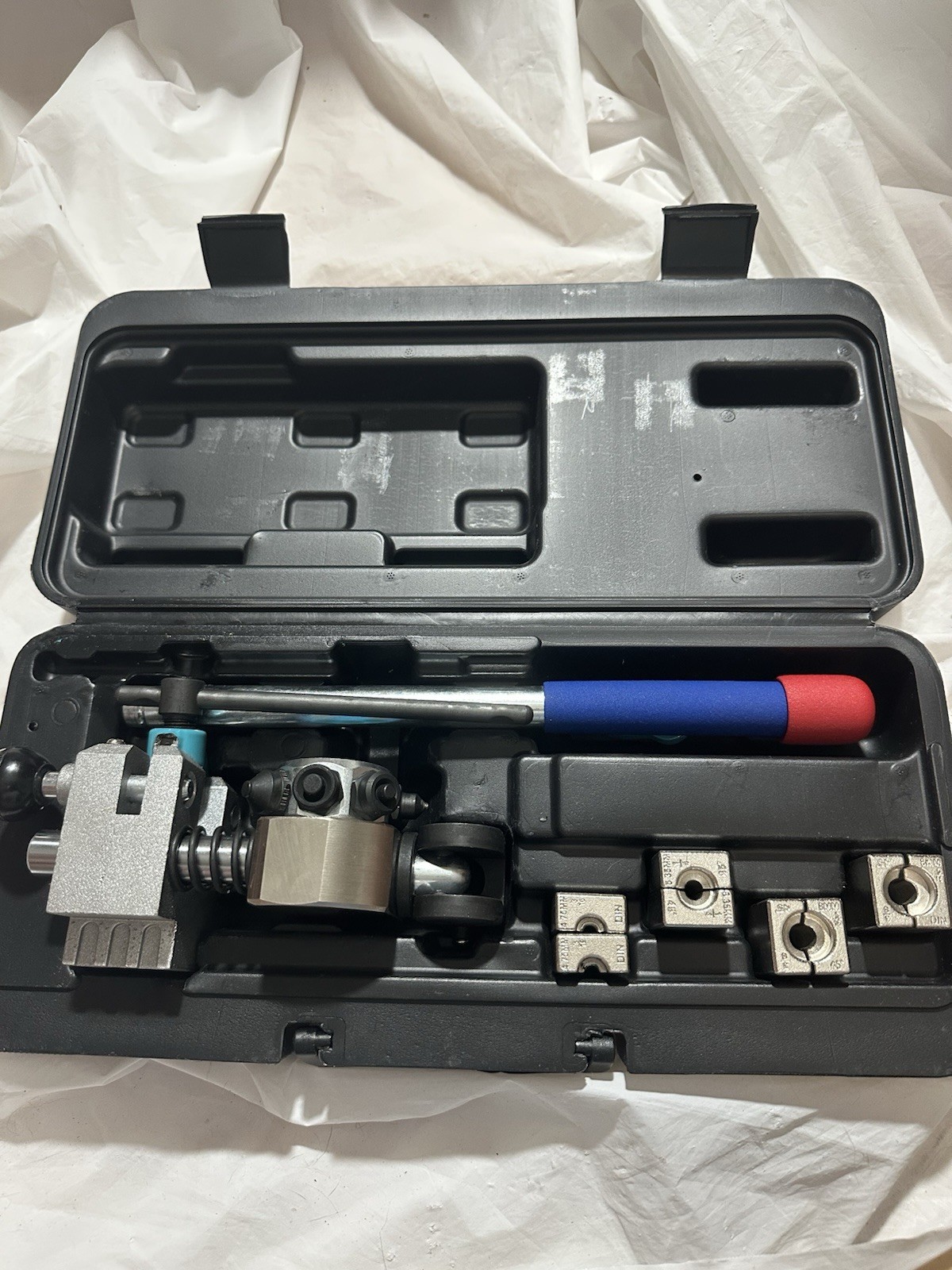 For Parts? Flare Tool Turret Type Lever Actuated Metric Bubble and 45 Degree C4