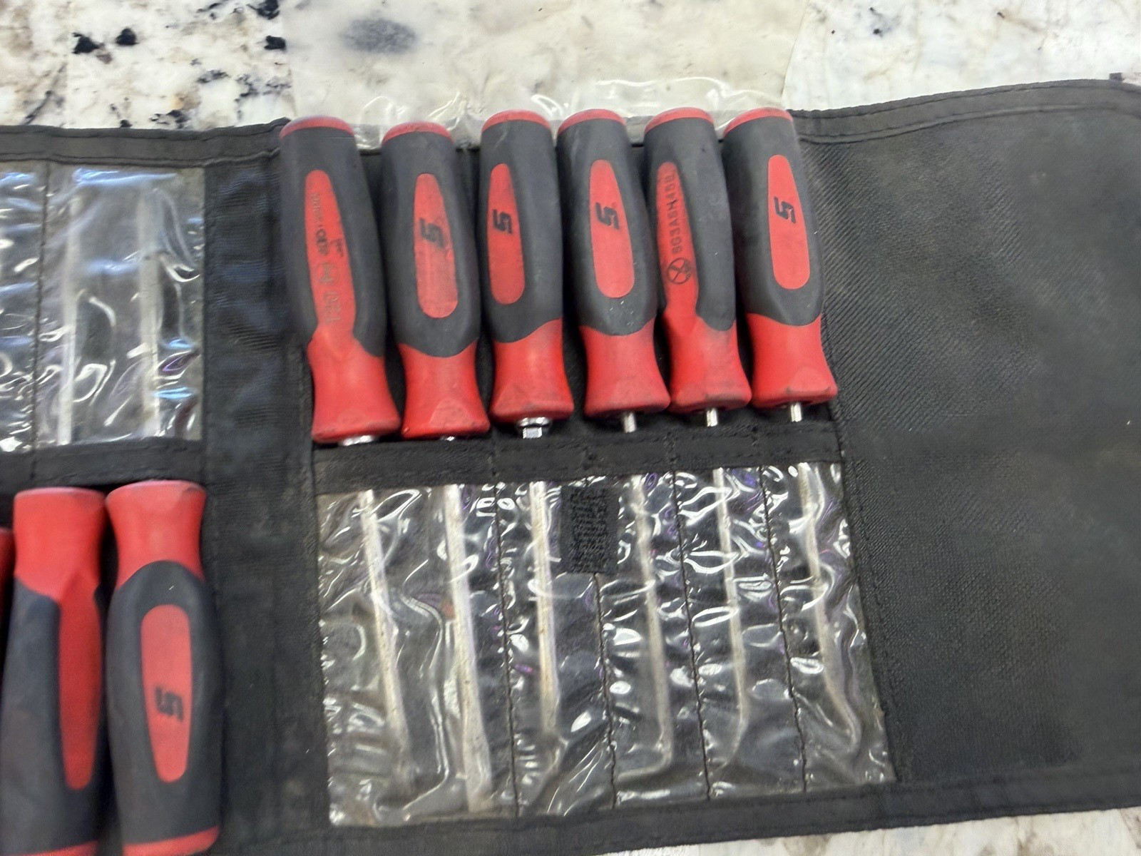 Snap On Pick Screwdriver Torx Set Red PAK562420 Pouch 12 Piece Set As Pictured..