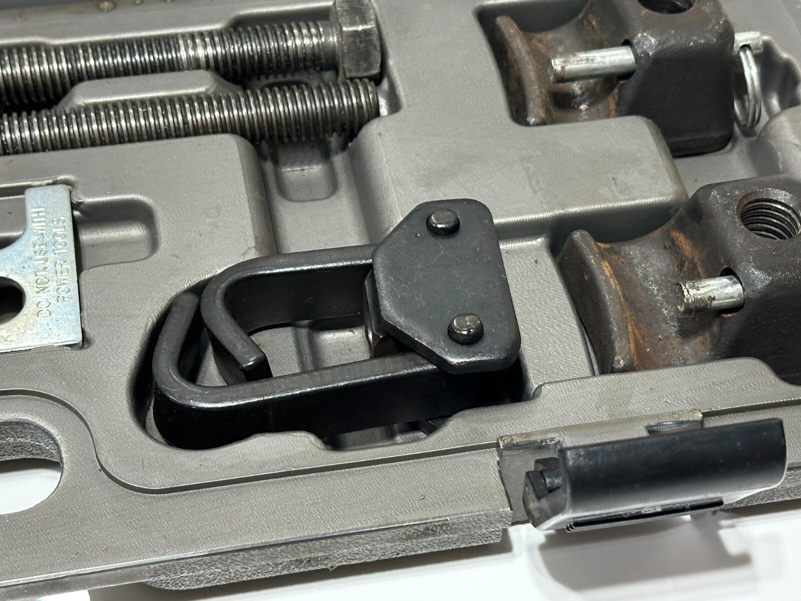 Blue Point Tools MSCS1000 Master Spring Compressor Set in Hard Case