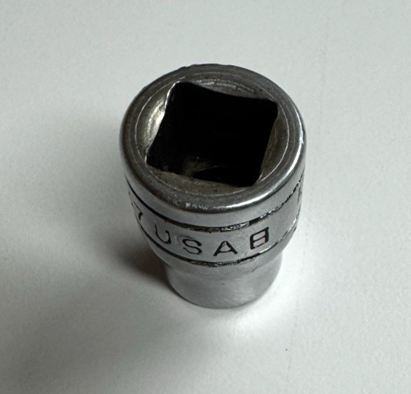 Snap-On Professional Hand Tools USA 3/8″ Drive Shock Absorber Socket Model A137