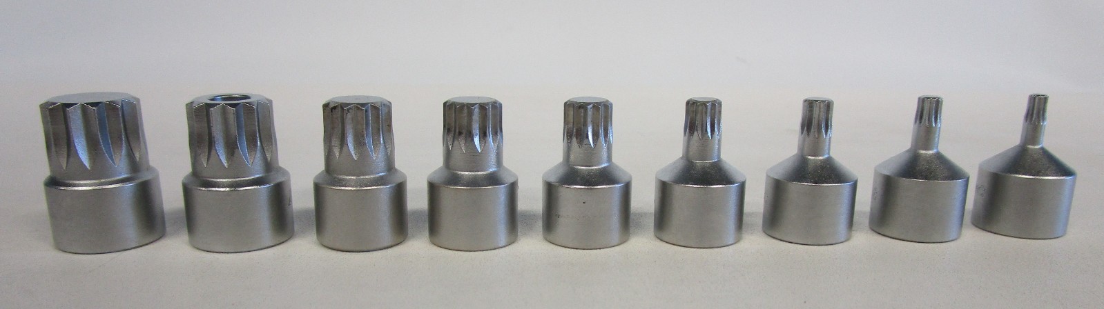 Blue Point BLPXZNM389 9pc 3/8″ Drive Triple Square Bit Stubby Socket Driver Set