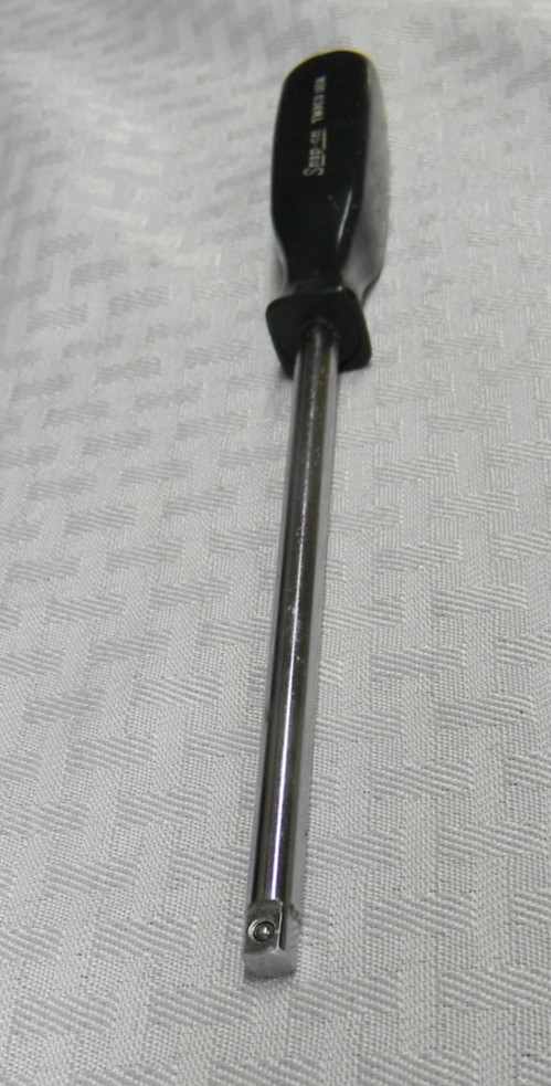 SNAP-ON 1/4″ DRIVE BLACK HARD HANDLE 9″ LONG SHANK DRIVER #TM9CS