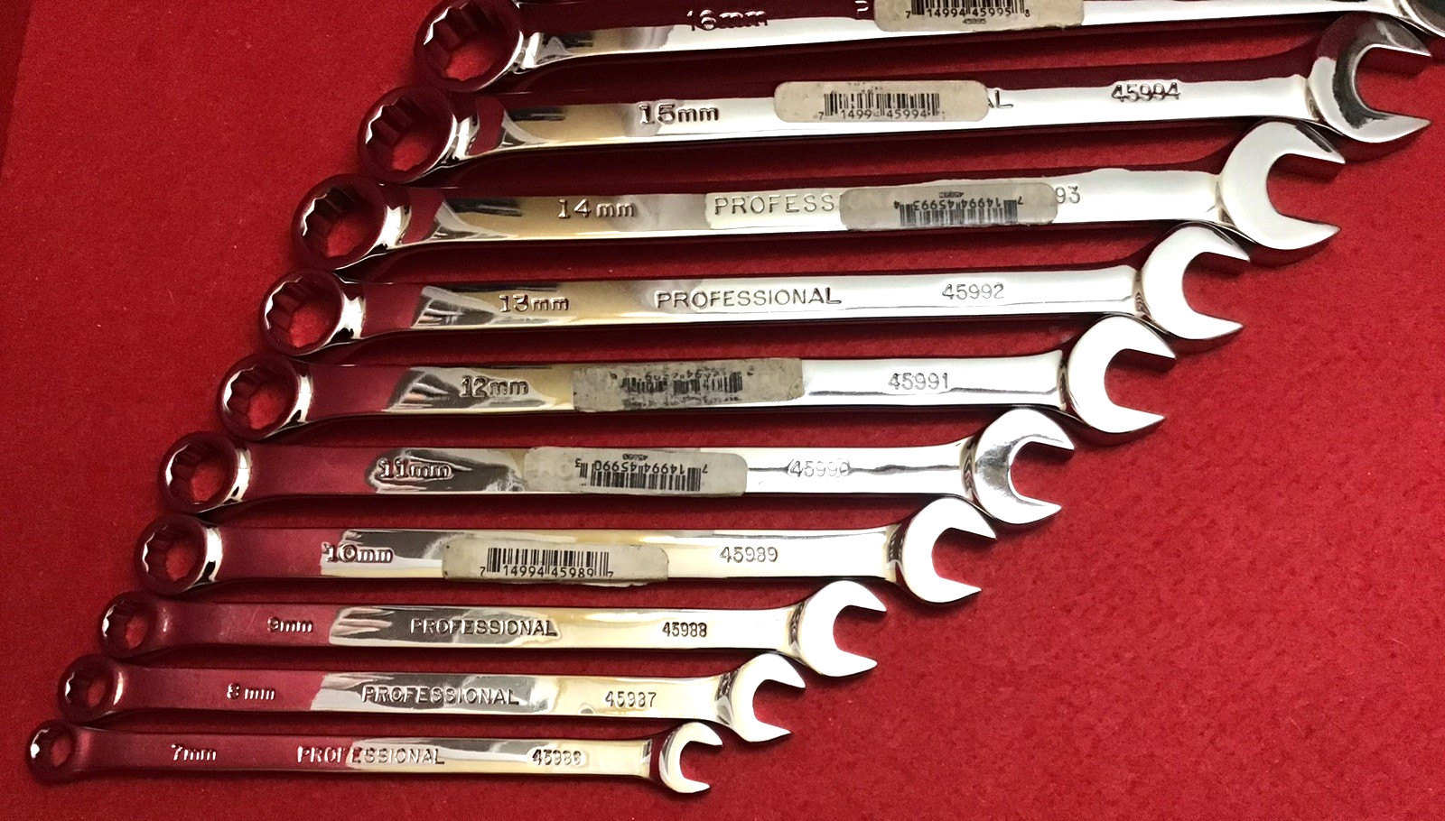 NEW CRAFTSMAN PROFESIONAL 13 PIECE COMBINATION WRENCH SET 12PT METRIC 7mm – 19mm