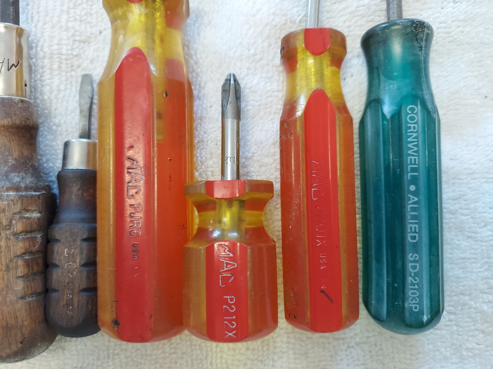 Lot of 8 Mac Tools Cornwell Vintage Screwdrivers
