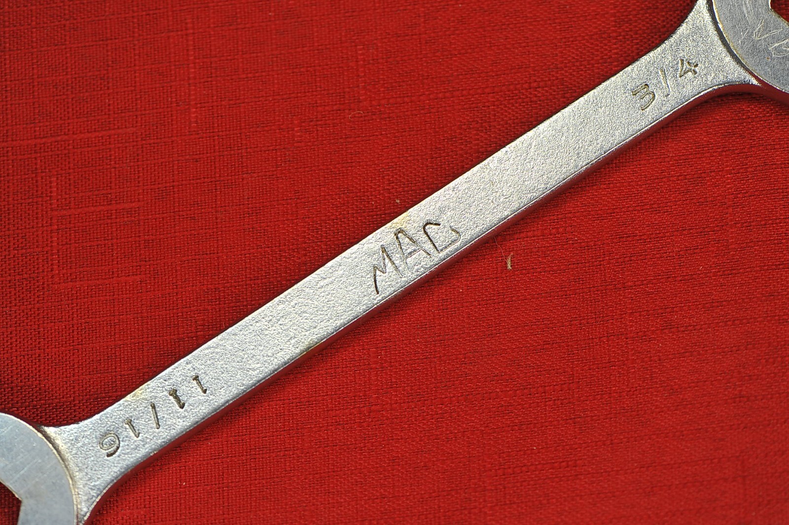 MAC Tools DR2224, 11/16″ x 3/4″ Open – End Wrench, 8.2″ Long pre-owned