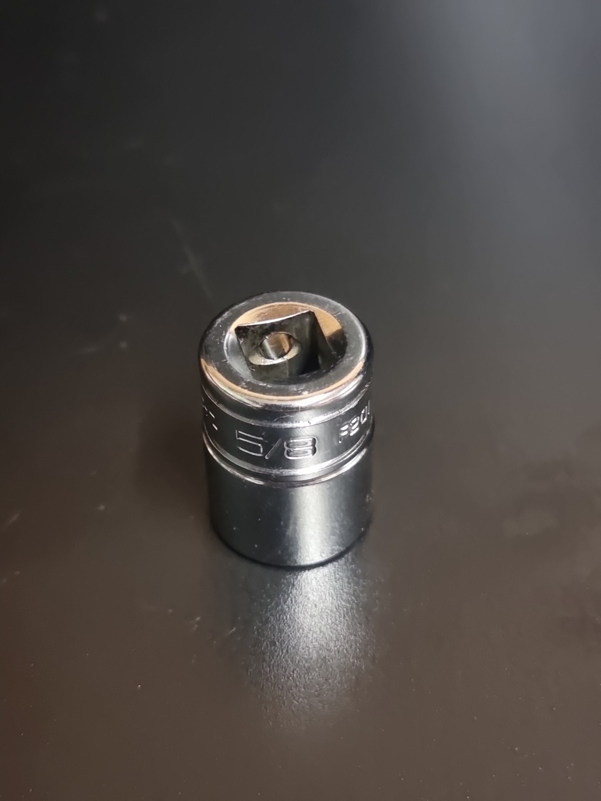 Snap On F201 3/8″ Drive 12 Point 5/8″ Shallow Chrome Socket