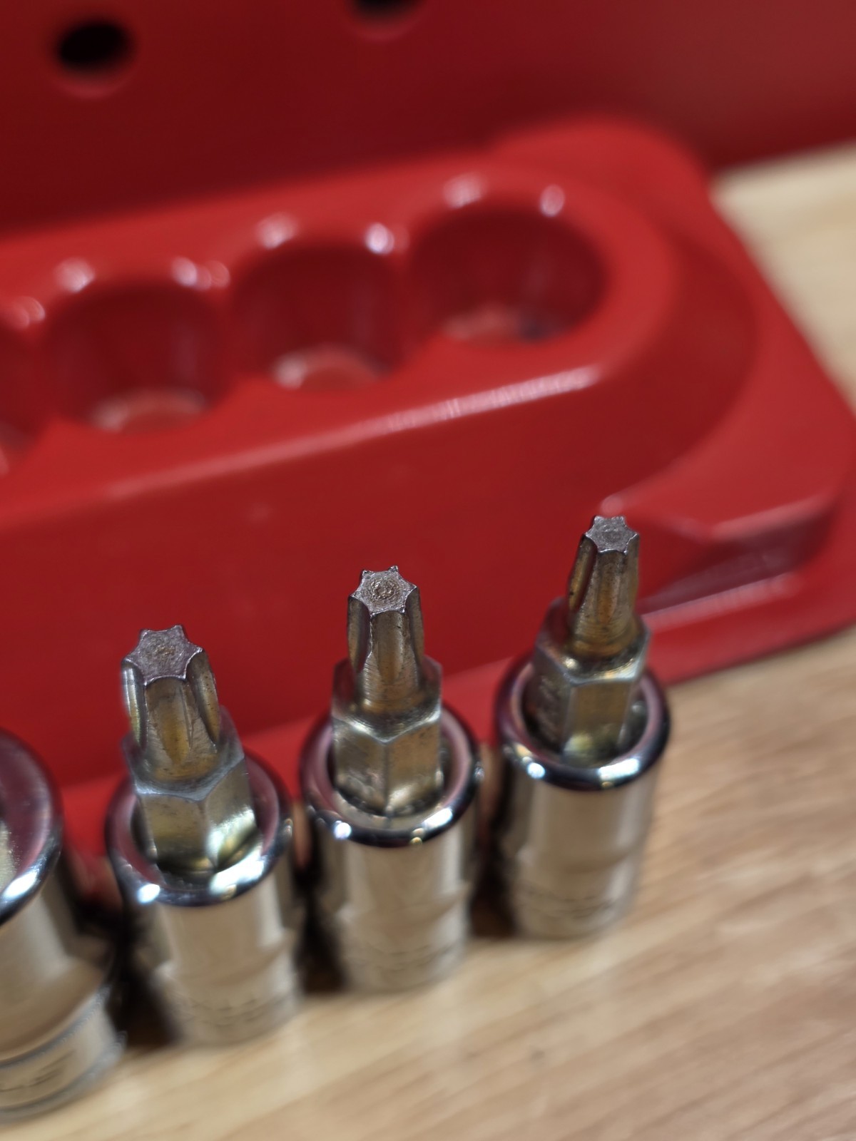 Snap-on 209EFTXBY 9-Piece Combo Drive HEAVY DUTY Removal Torx Bit Socket Set USA