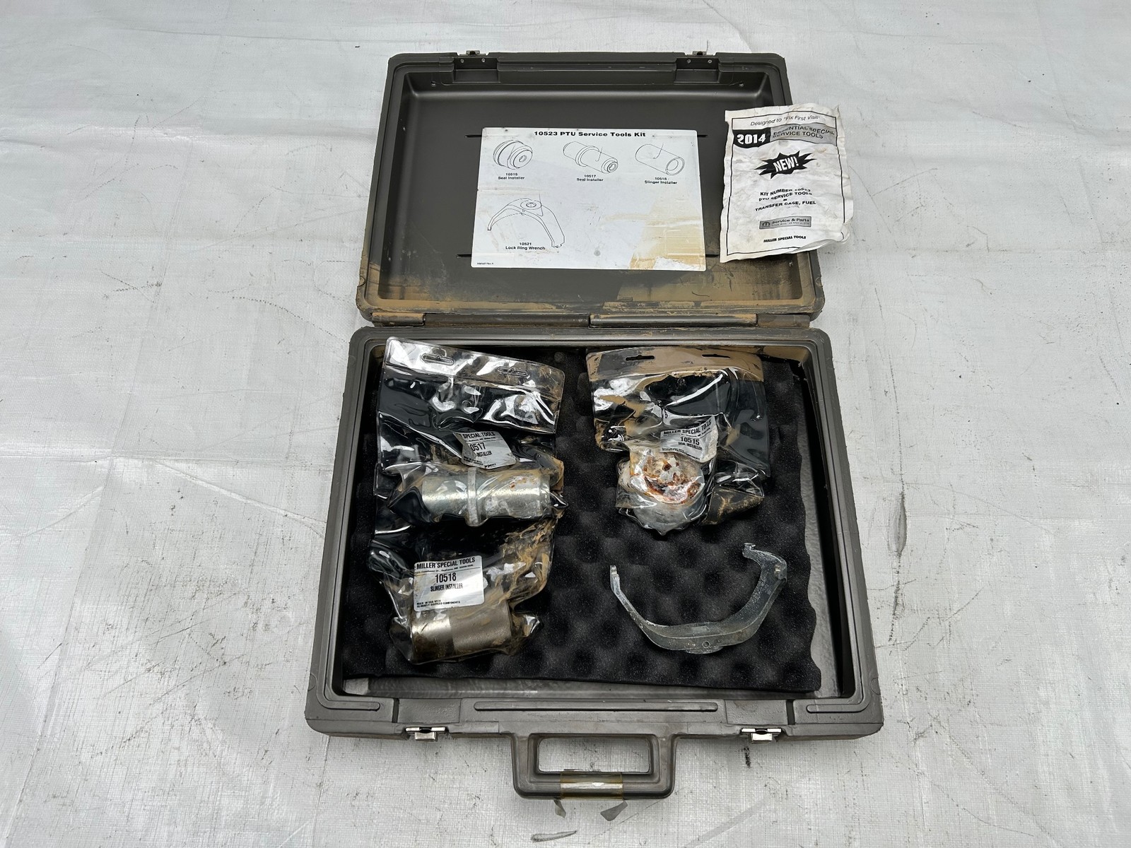MILLER TOOL JEEP CHEROKEE PTU FUEL TRANSFER CASE SERVICE TOOL KIT 10523