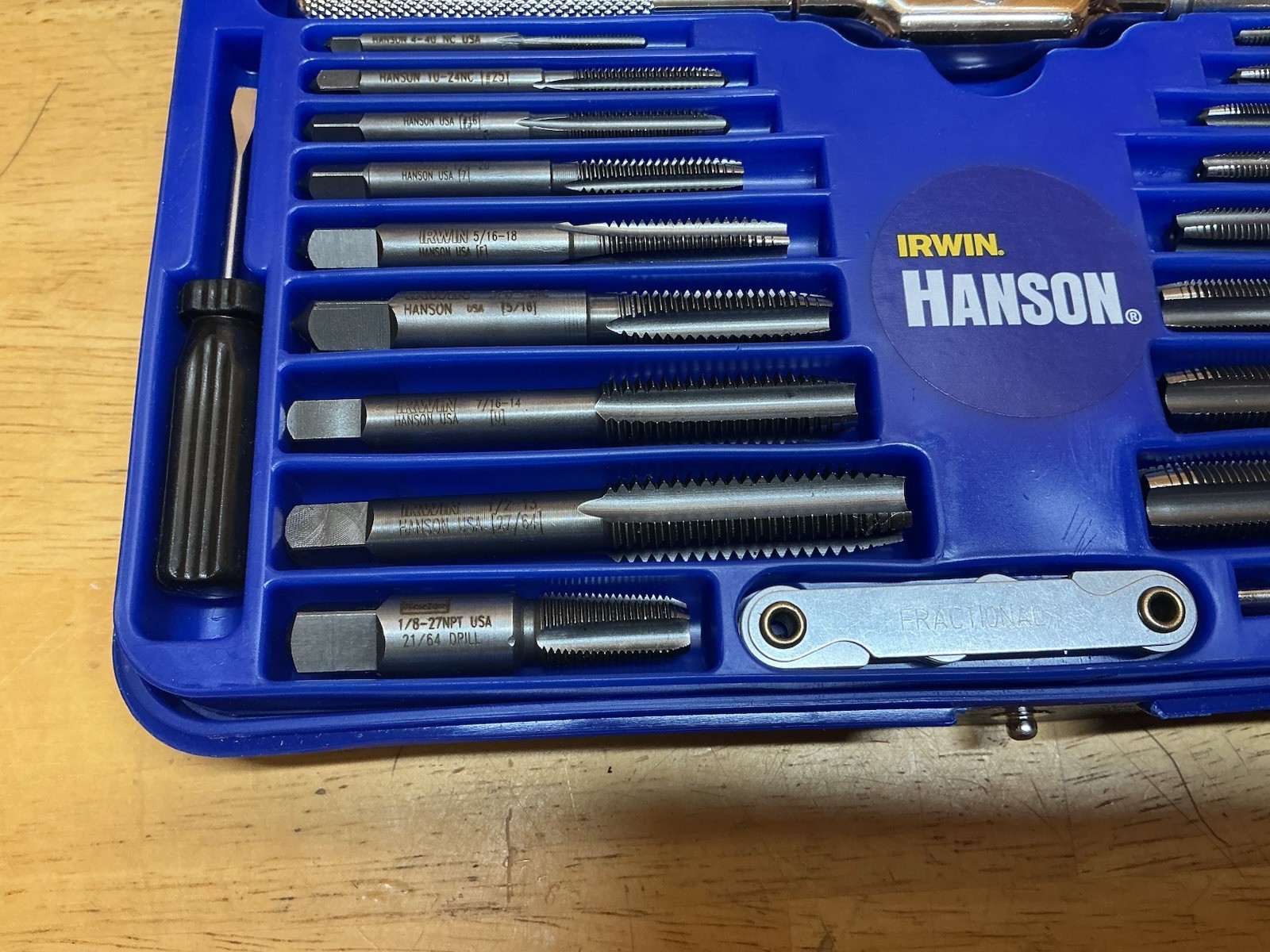 Irwin Hanson 24606 41 Pc. SAE Hex Tap & Die Set (#4-1/2”)