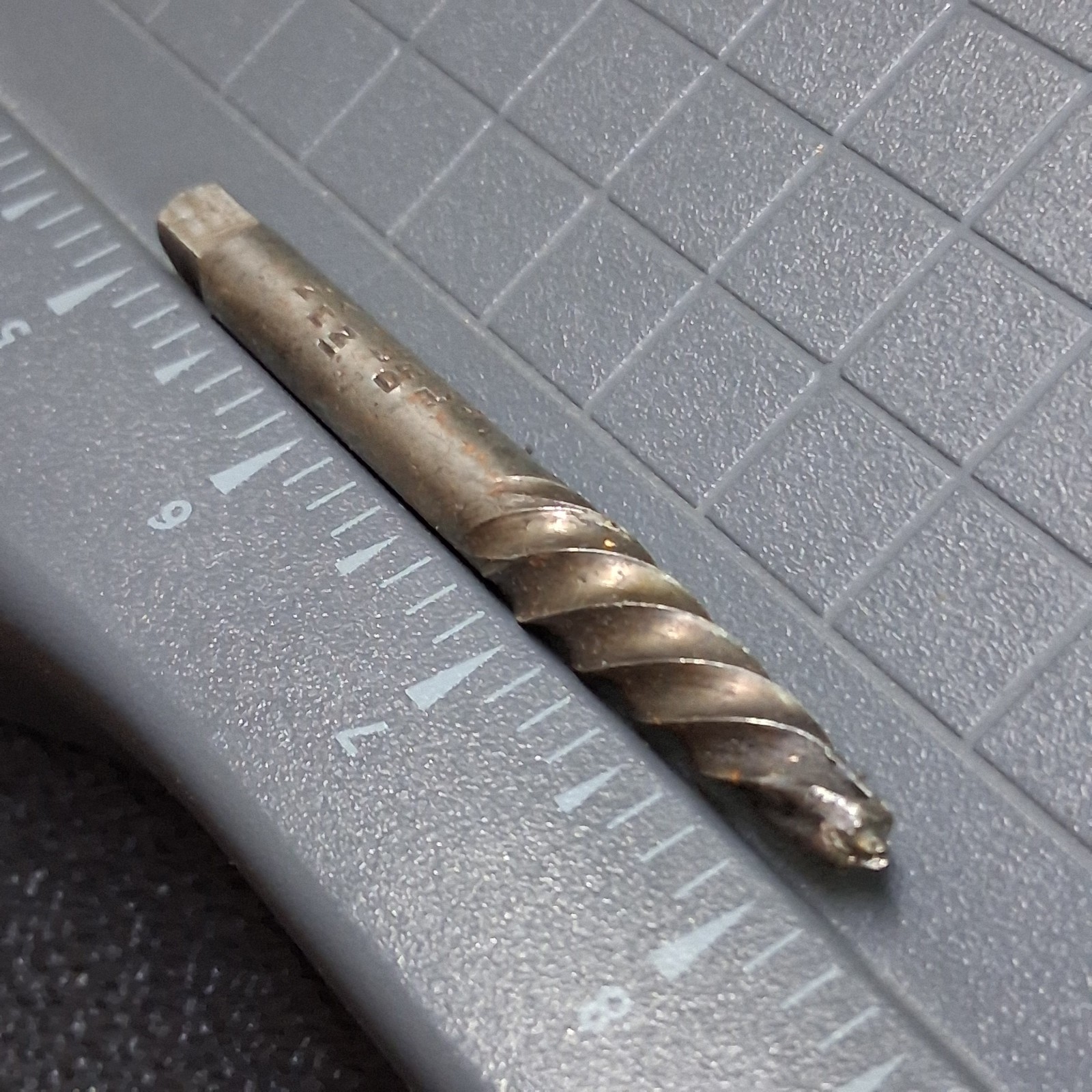 Vintage Dayton #4 Spiral Fluted Twist 5/16″ Bolt Screw Extractor Bit