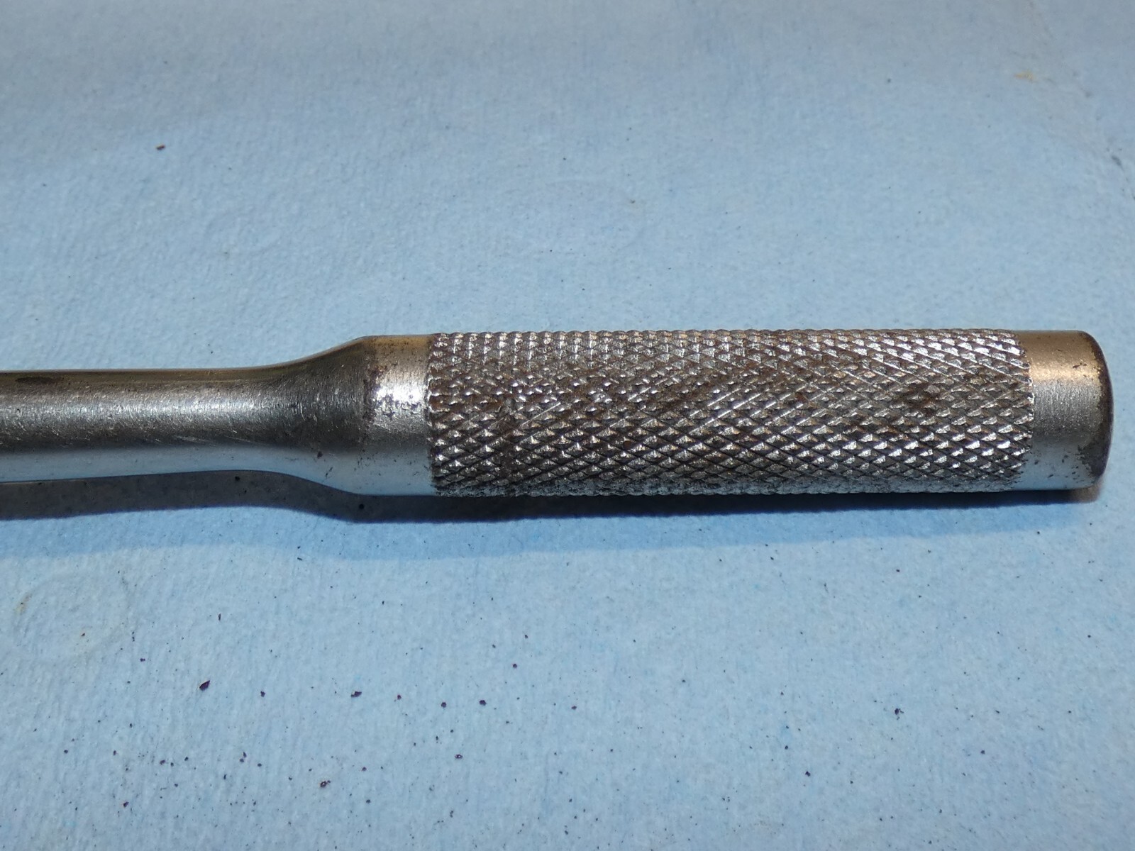 Mac Tools Vintage 7.5″ 3/8″ Drive Round Head Ratchet Knurled Handle X8R