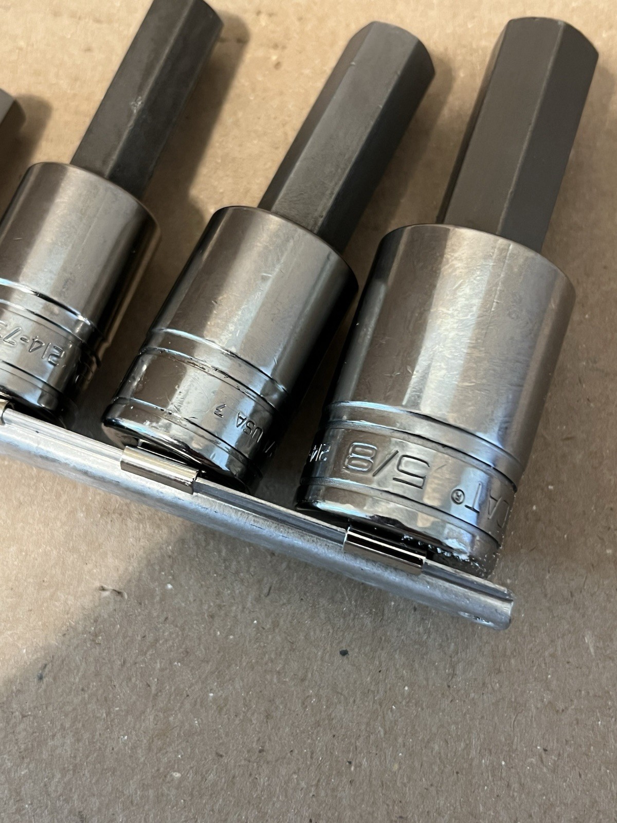CAT/ Snap-On 10 Piece SAE Hex Bit Socket Driver Set 1/8”-5/8” (3/8 And 1/2 Drive