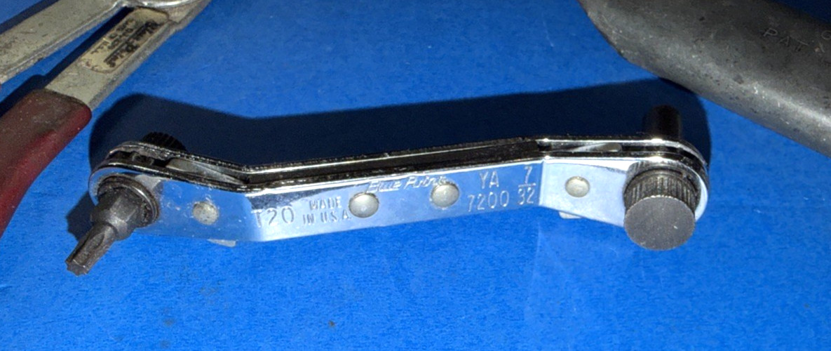 BLUE-POINT TOOLS 3 PIECE ASSORTED TOOLS MOLDING T20-7/32 RATCHETING WRENCH SPARK