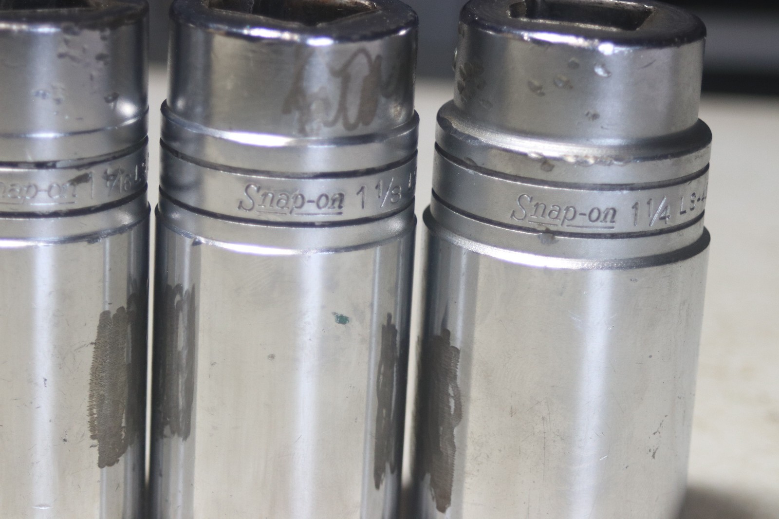 Lot of 5 Snap On 3/4 Inch Drive 6 Point Deep Sockets 15/16 – 1-1/4