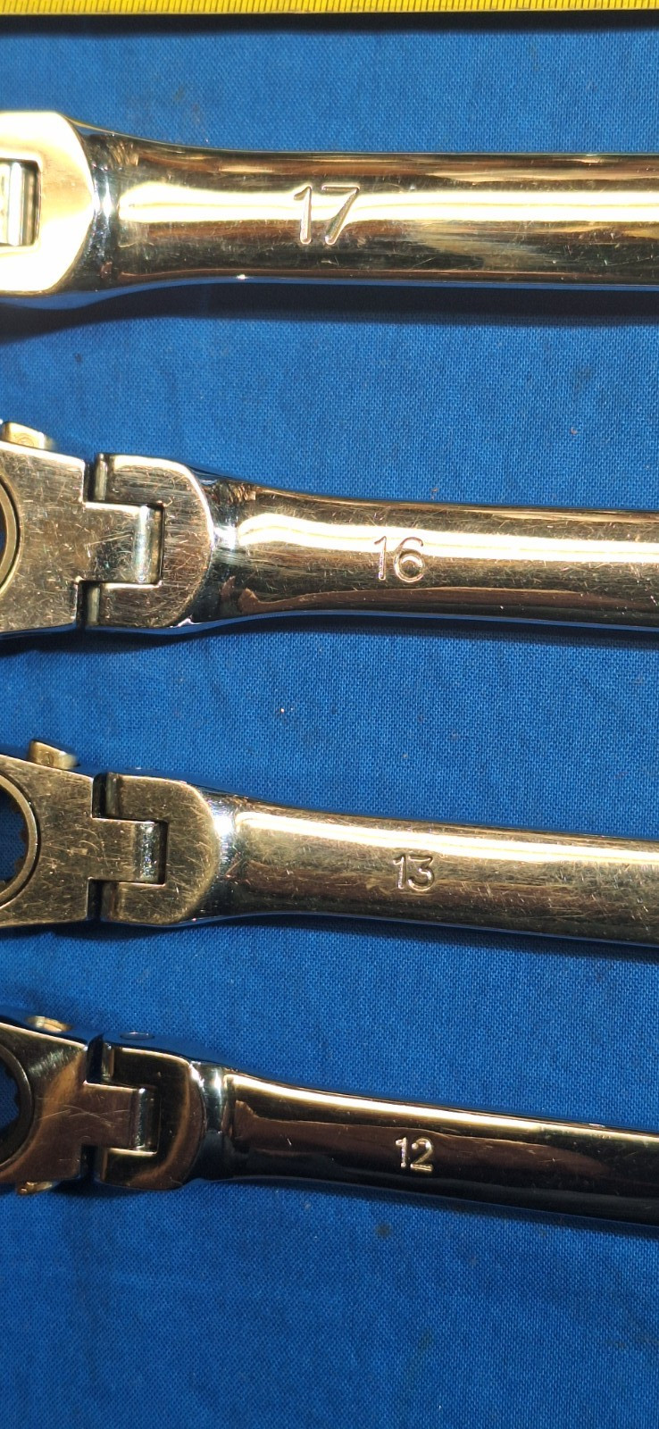 Platinum Tools 4-Piece Metric XL Ratcheting reversible Wrench Set 19mm-12mm
