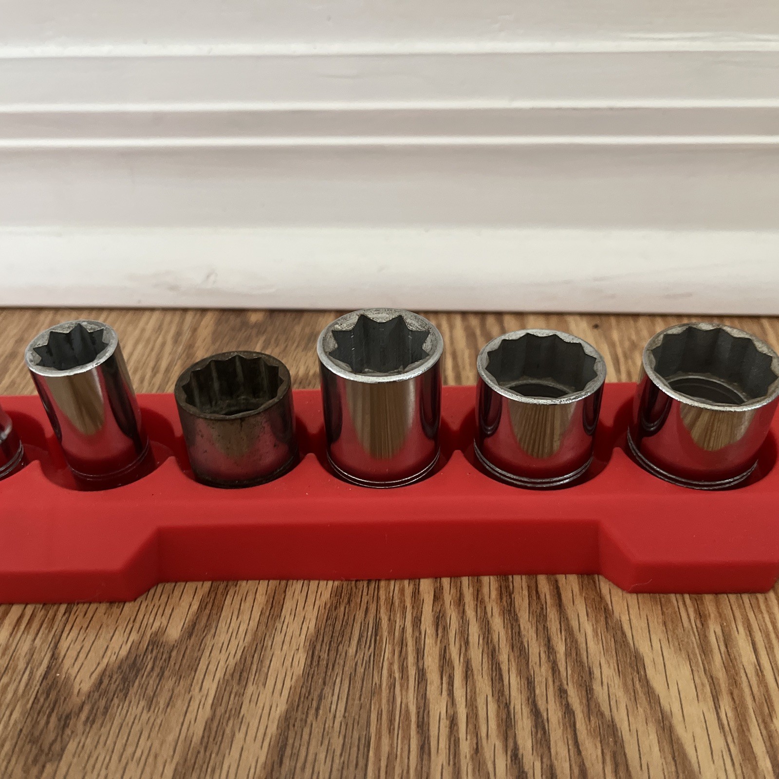 10 Pc Vintage Williams 3/8″ Drive SAE Socket Set USA 5/16” – 7/8” W/ Holder READ