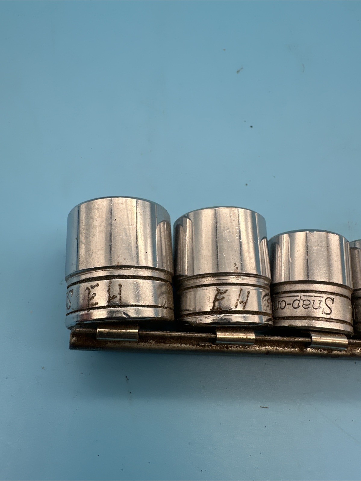 SNAP-ON TOOLS 7 PIECE 3/8 DRIVE SAE 8 POINT DOUBLE SQUARE SOCKET SET 1/4-5/8
