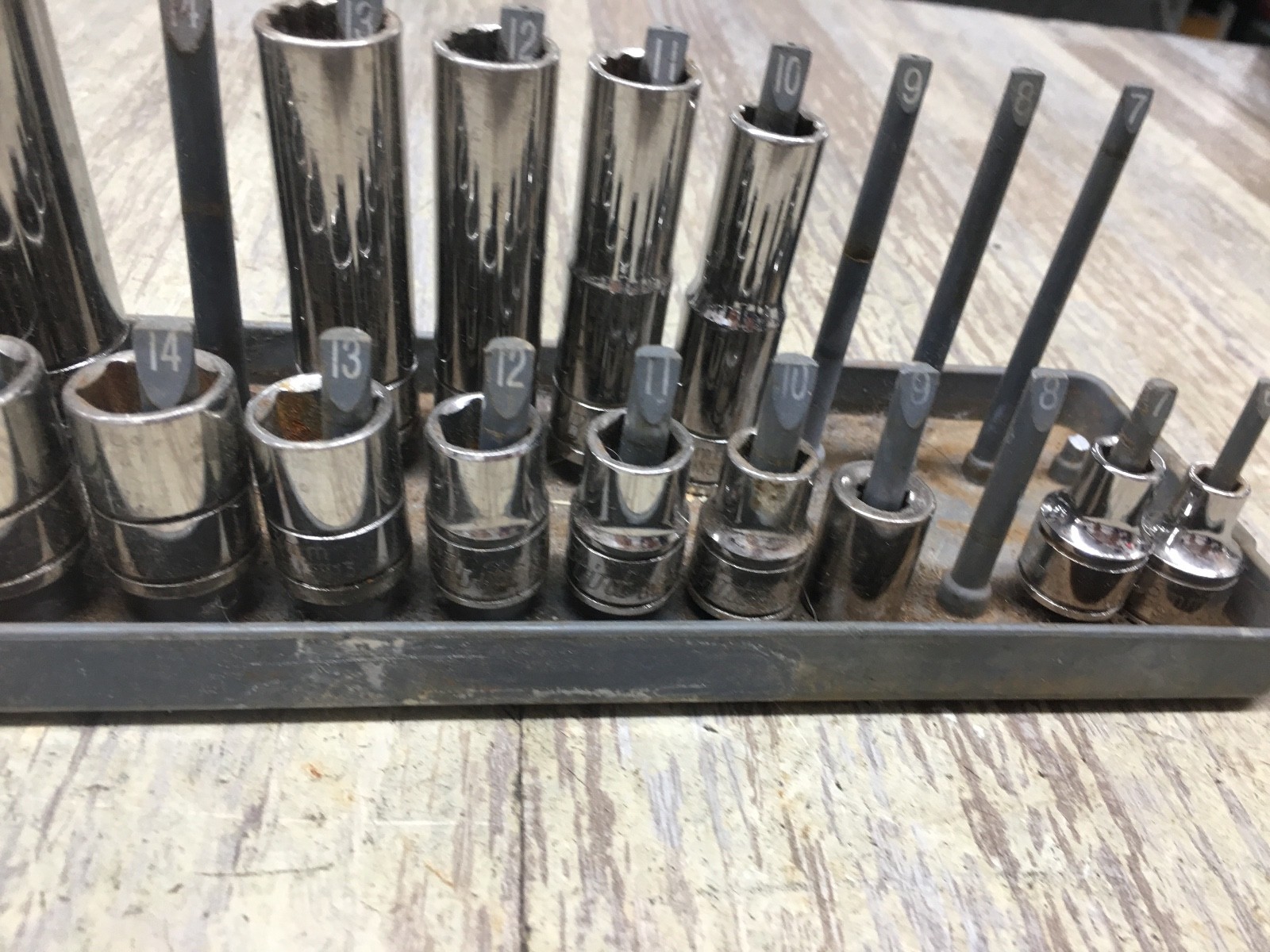Blue Point Tools BLPLM 3/8″ Drive Metric 12 Point 8PCS BLPSM 14PCS 22pc Sockets