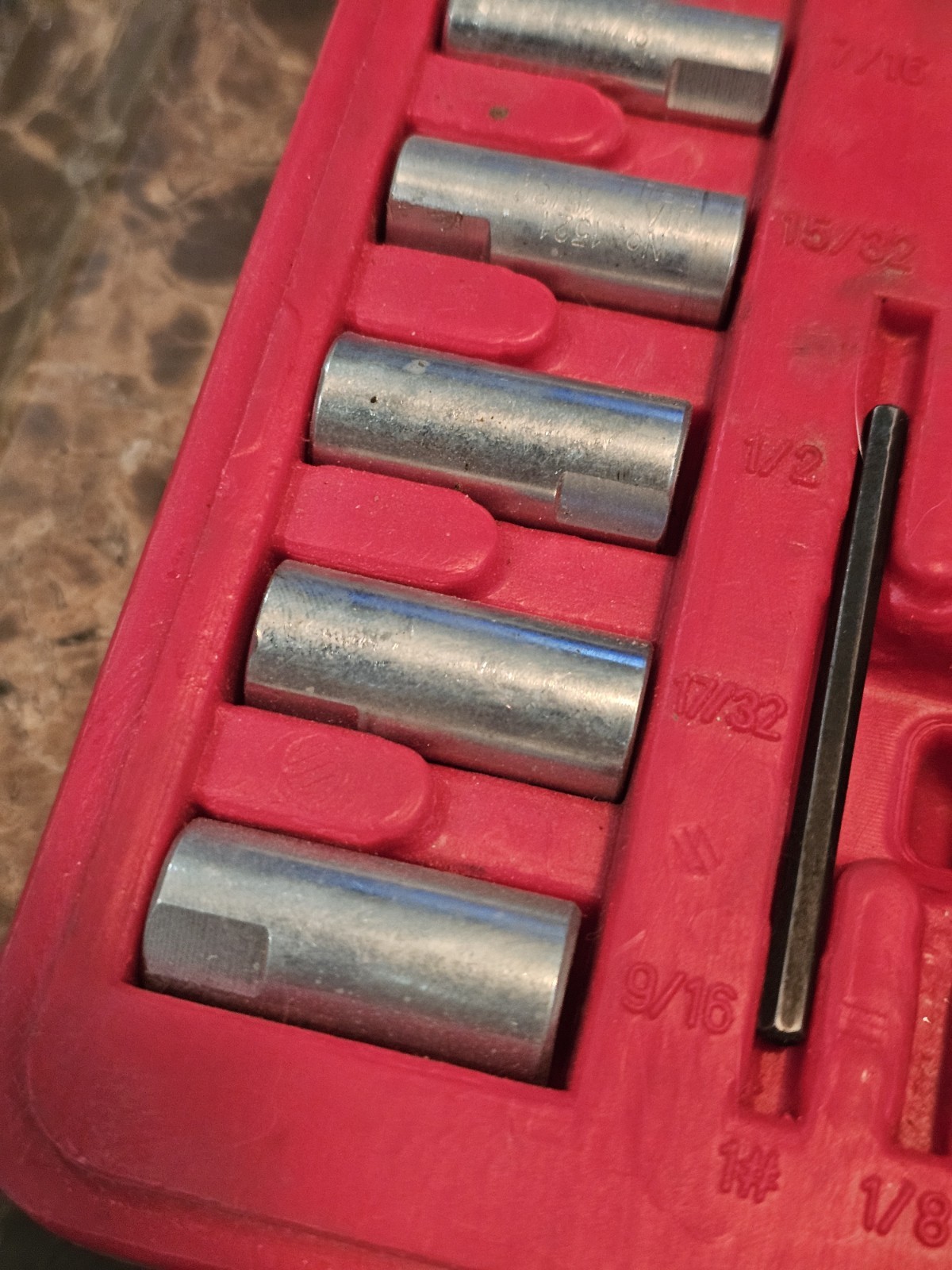 Mac Tools 20 Piece Extractor Set SCEX20S **MISSING A FEW SMALL PIECES