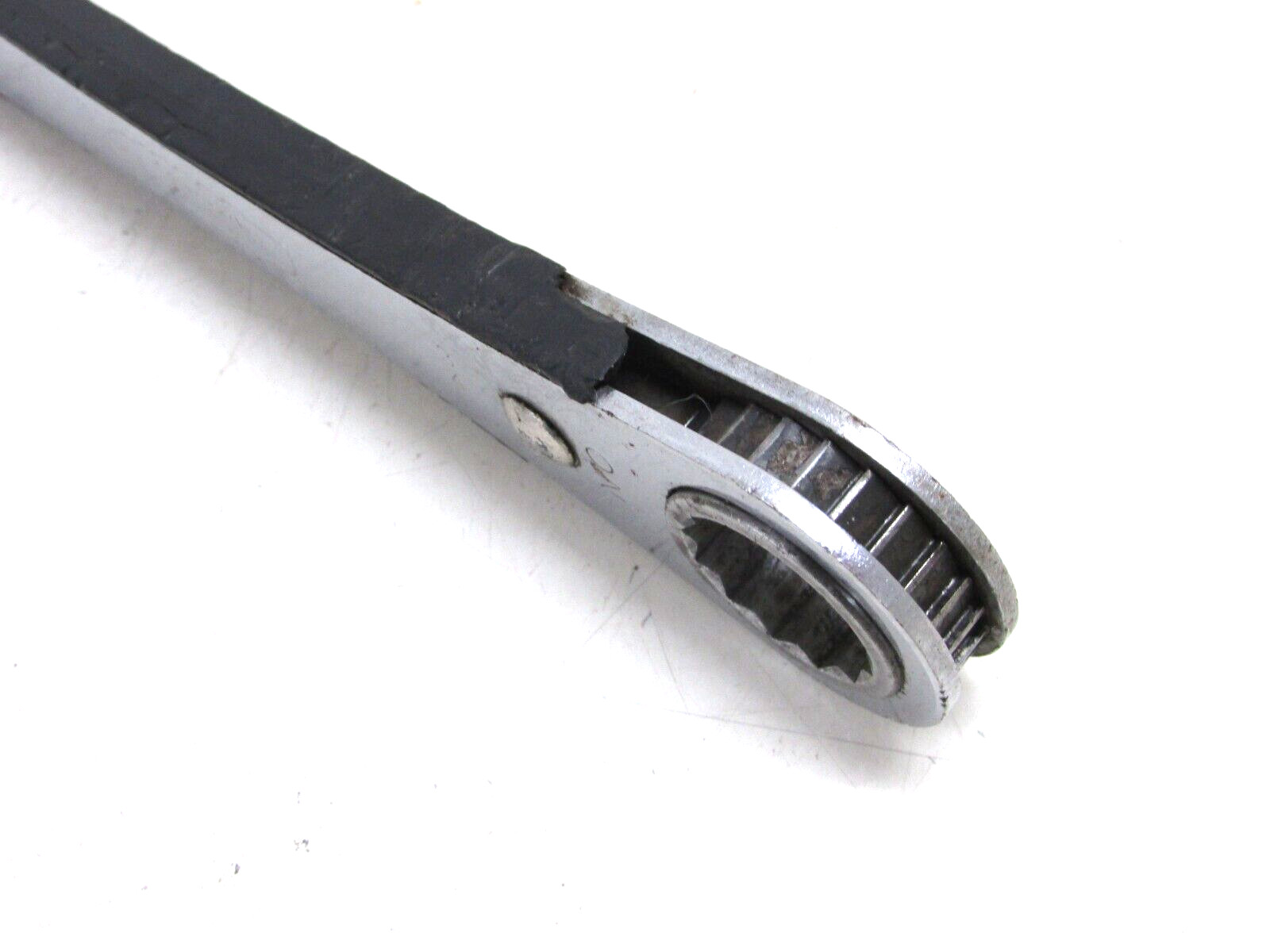 VINTAGE CRAFTSMAN TOOLS 5/8″ x 3/4″ RATCHETING BOX END WRENCH, CROWN EMBLEM, USA