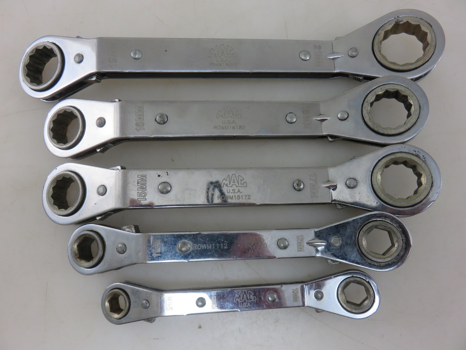 MAC Tools METRIC Offset Reversible Ratcheting Double Box End Wrench 5pc Set