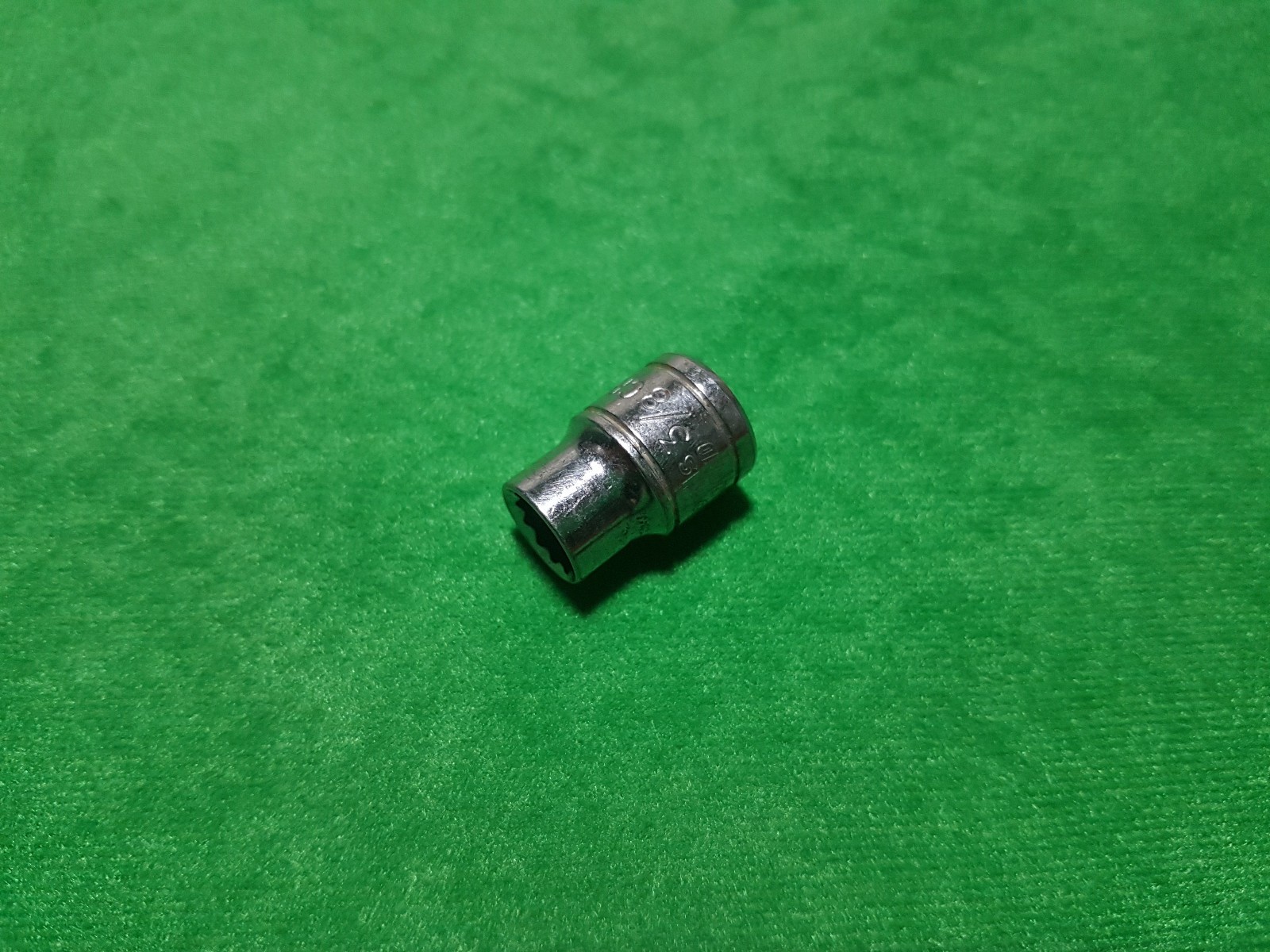 Halfords advanced 3/8in. 3/8″ drive 12 point shallow CV socket *FAST FREE POST*