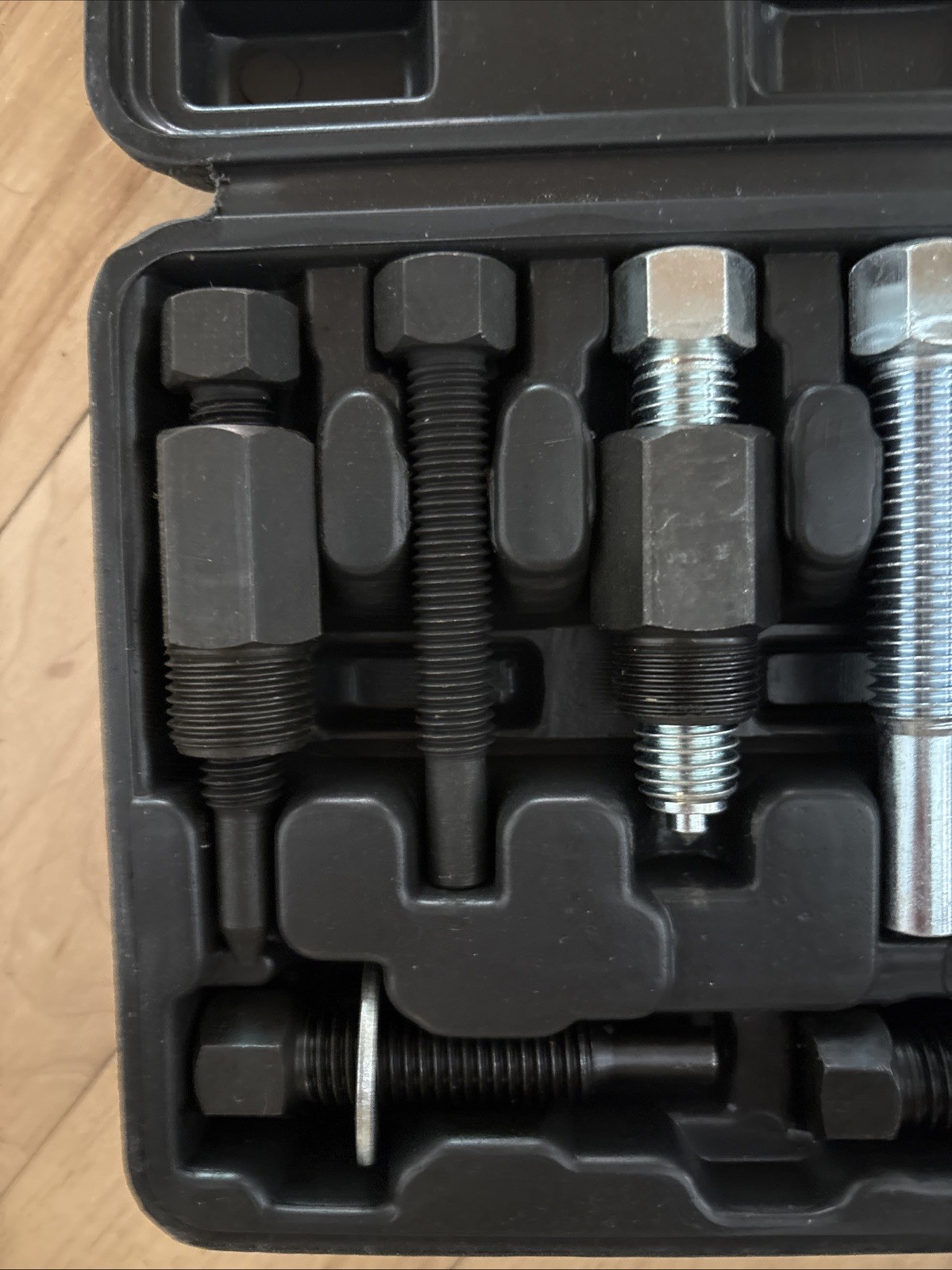 Mac Tools Deluxe A/C Clutch Hub Puller and Installer Kit AC20868