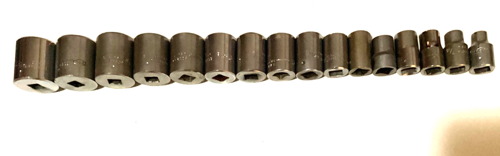 P&C 17 Piece 1/2″ Drive 12 Point SAE Socket Set & Ratchet. 3/8”-1 3/16”. USA