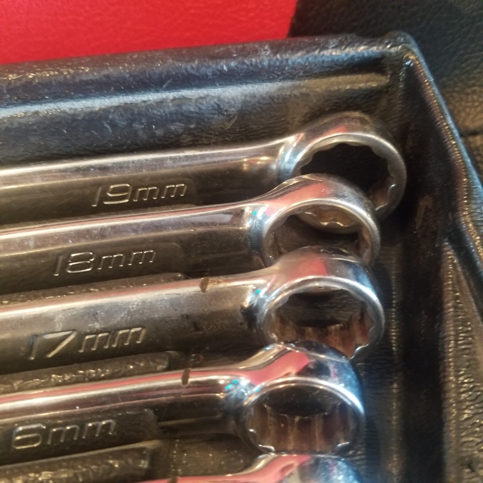 Snap On Tools USA OEXM710B 10pc Metric 10mm to 19mm Combination Wrench Set, 12PT