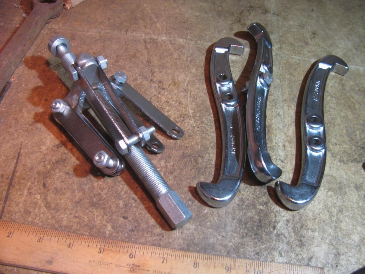 Pittsburg 40970 8″ 3 Jaw Puller