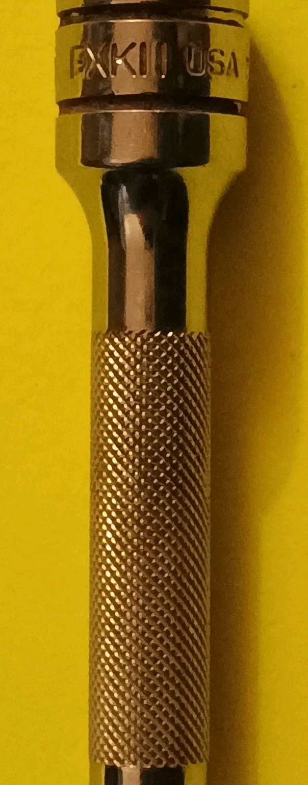 SNAP ON 11″ Extension Like New FXKII 3/8 DRIVE KNURLED Socket Ratchet Tool